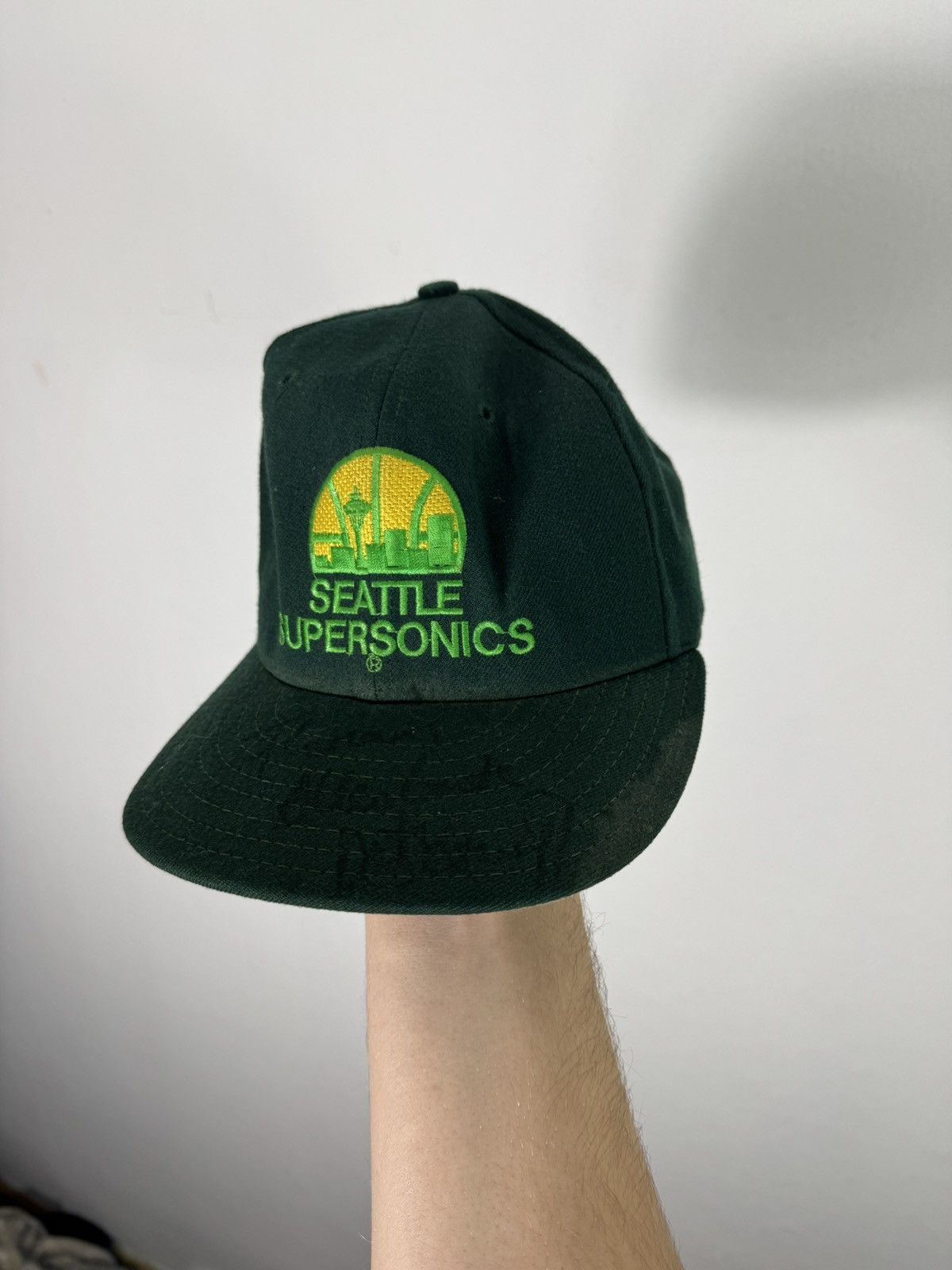 NBA × Vintage Vintage Seattle Supersonics Wool Signatured SnapBack Cap NBA Size ONE SIZE - 12 Thumbnail