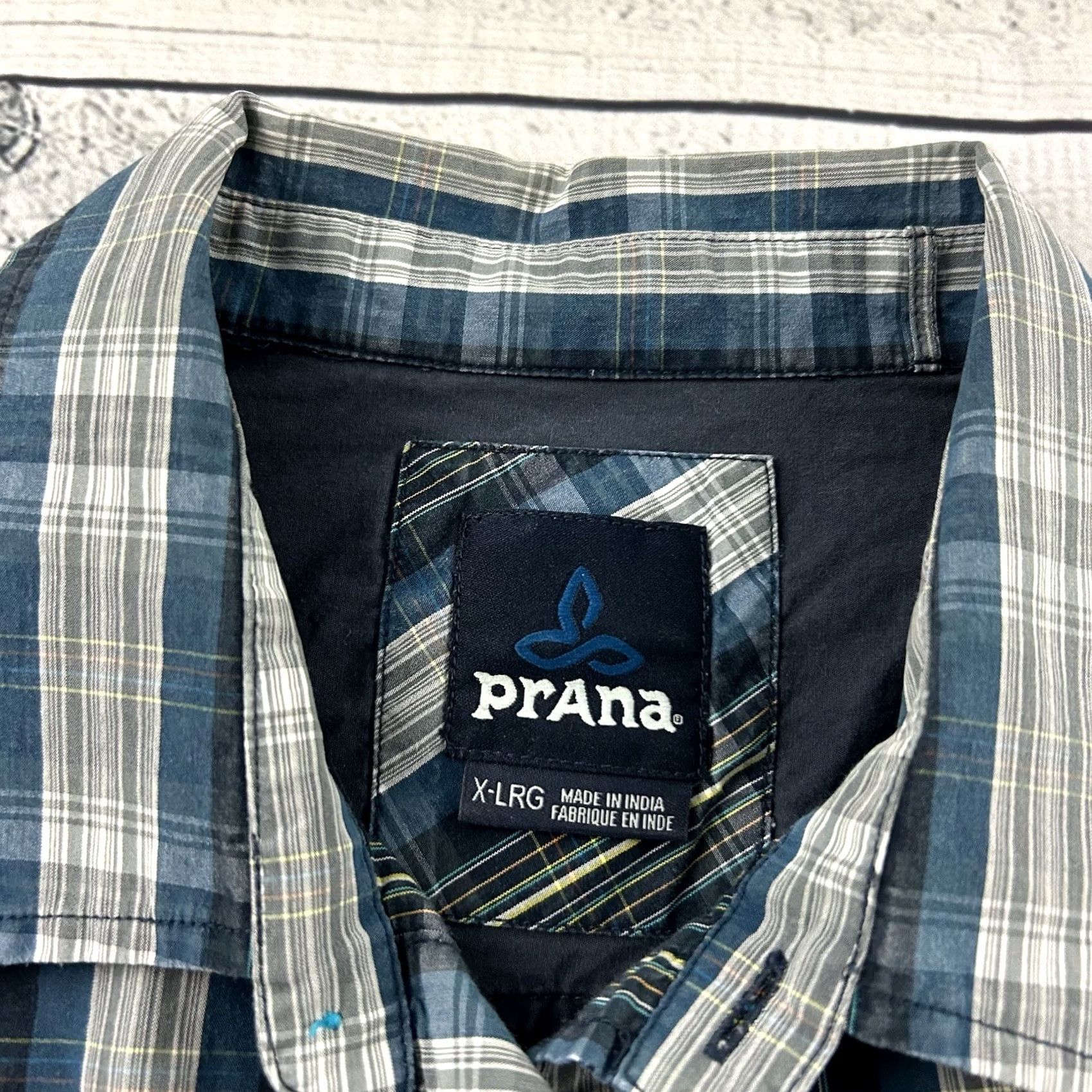 Prana prAna Plaid Short Sleeve Button Front Shirt XL Blue Gray Mens Button-Up Casual Outdoor Cotton Pocketed Size US XL / EU 56 / 4 - 2 Thumbnail