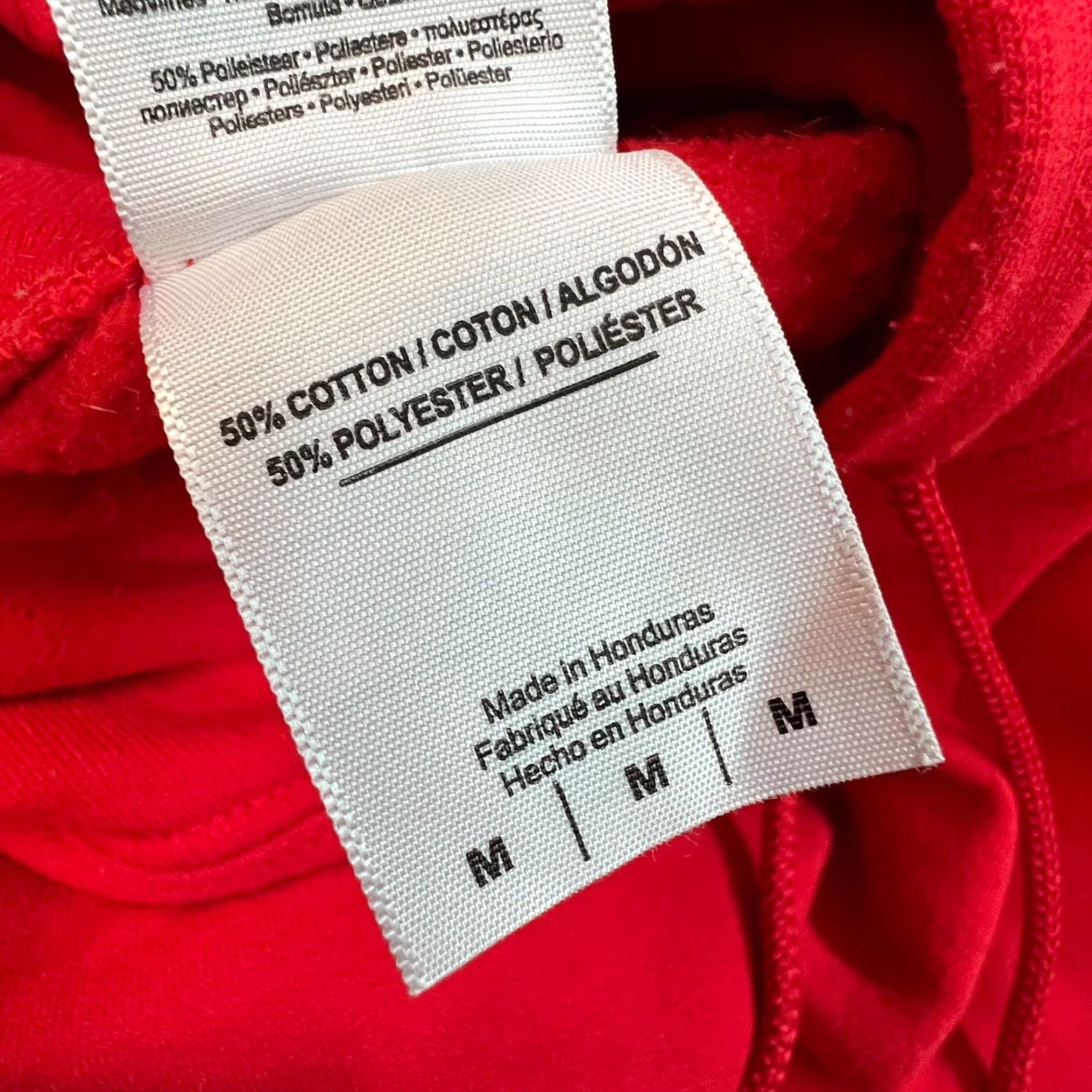 Gildan Gildan Hoodie Mens Long Sleeve Pullover Red Size M Casual Solid 50% Cotton 50% Polyester Team Basic Classic Size US M / EU 48-50 / 2 - 4 Thumbnail