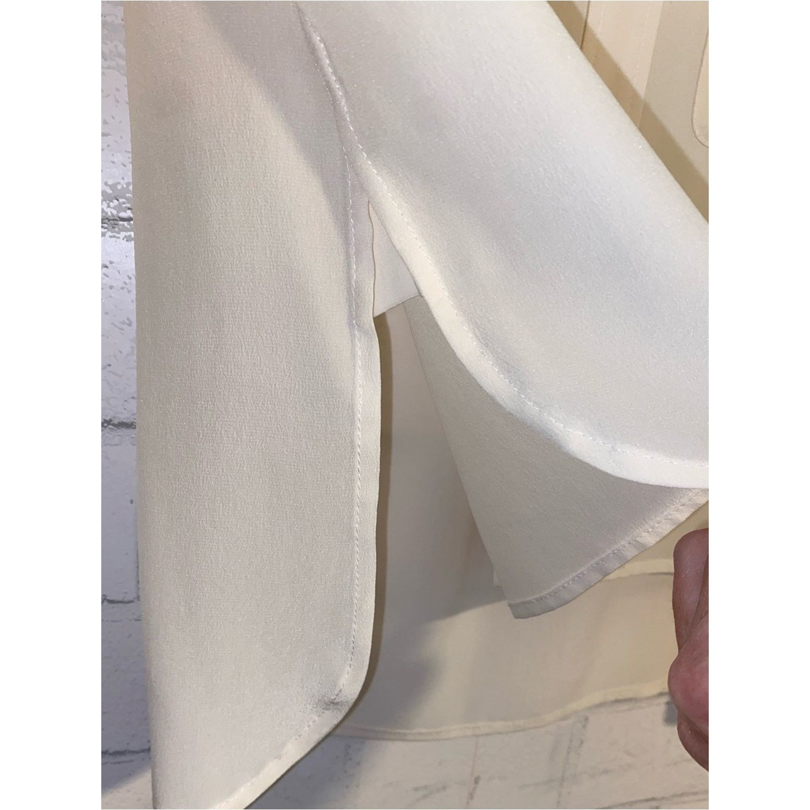 Equipment Equipment Femme $250 100% Silk Ivory Cream Blouse Crop XS Size XS / US 0-2 / IT 36-38 - 5 Thumbnail