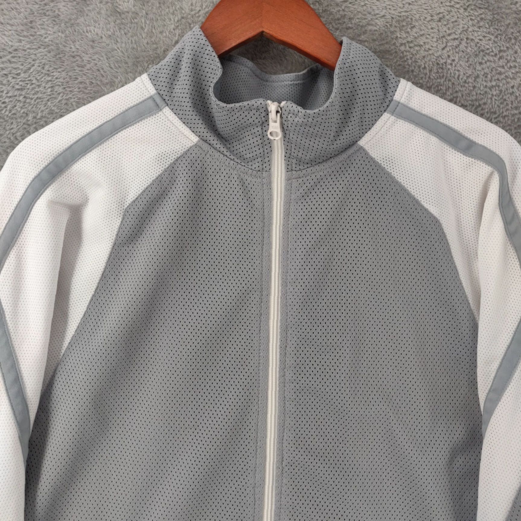 Vintage VINTAGE AND1 Track Jacket Mens XL Grey Full Zip Basketball Embroidered Logo Y2K Size US XL / EU 56 / 4 - 2 Thumbnail