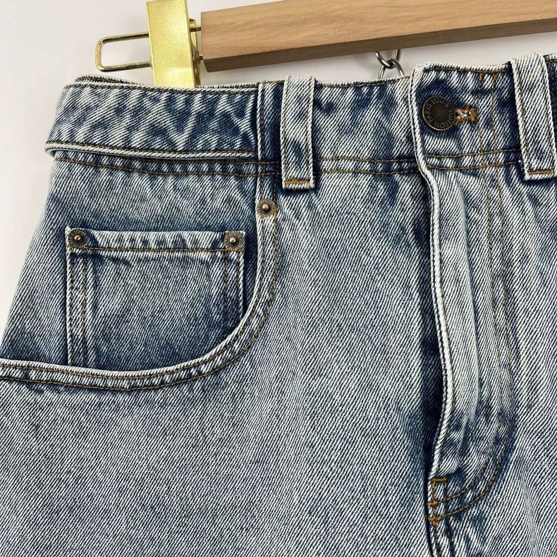 Louis Vuitton Louis Vuitton Leather denim skirt at the back skirt Size 35" - 4 Thumbnail