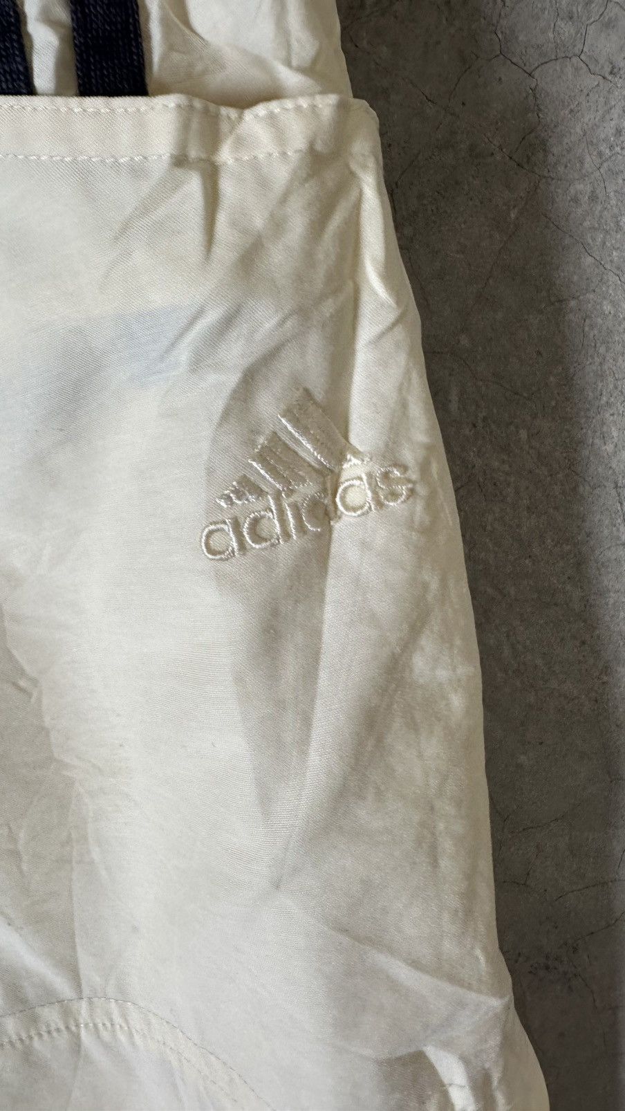 Adidas VINTAGE ADIDAS TRACK PANT Size US 38 / EU 54 - 15 Thumbnail