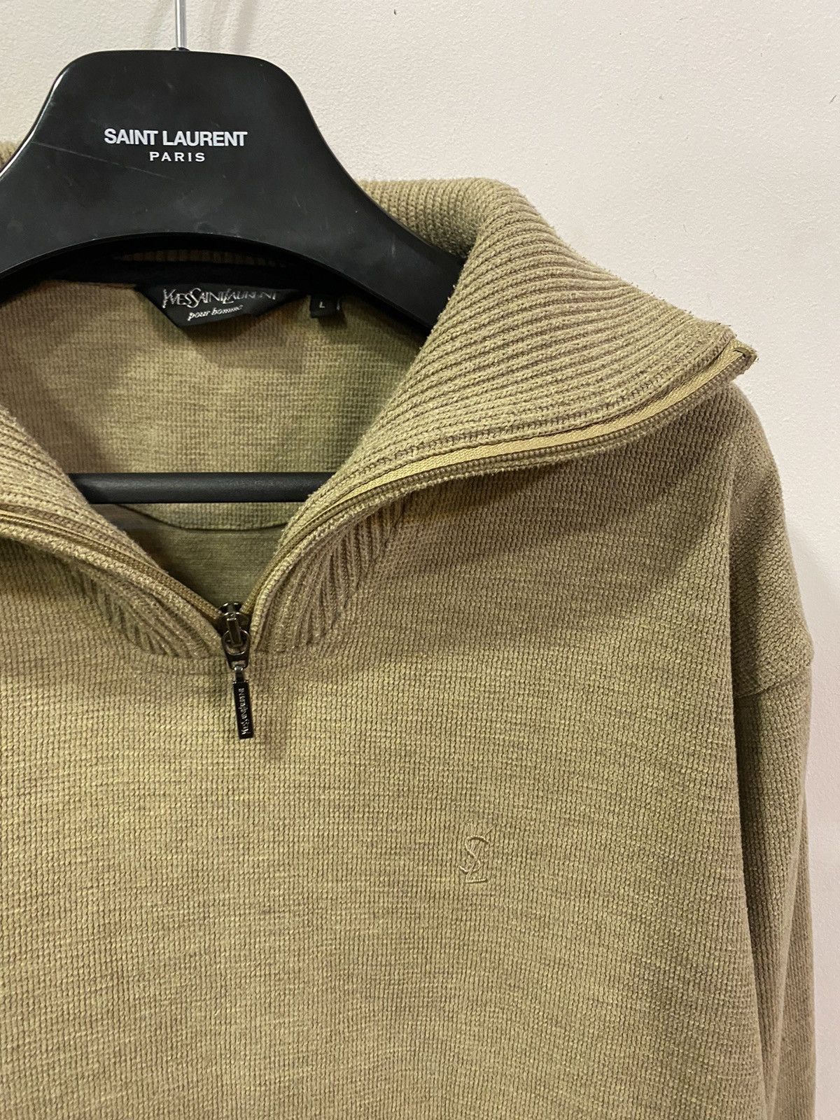 Yves Saint Laurent 90s YSL Sweatshirt 1/4 Quarter Zip Beige Sweater Old Money Size US L / EU 52-54 / 3 - 1 Thumbnail