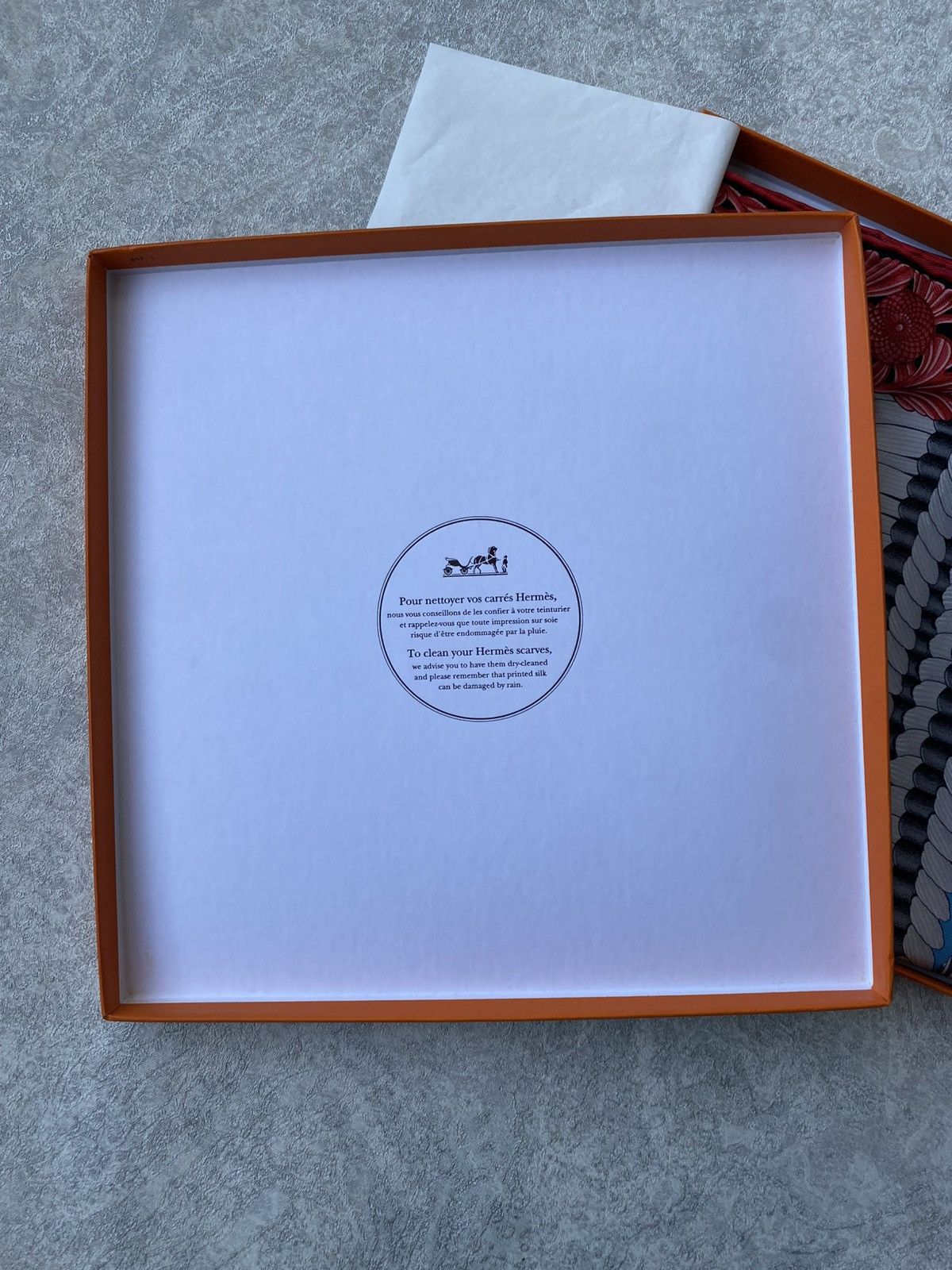 Hermes Hermes Twill Silk 90cm Parures De Samourais Scarf +BOX Size ONE SIZE - 20 Thumbnail