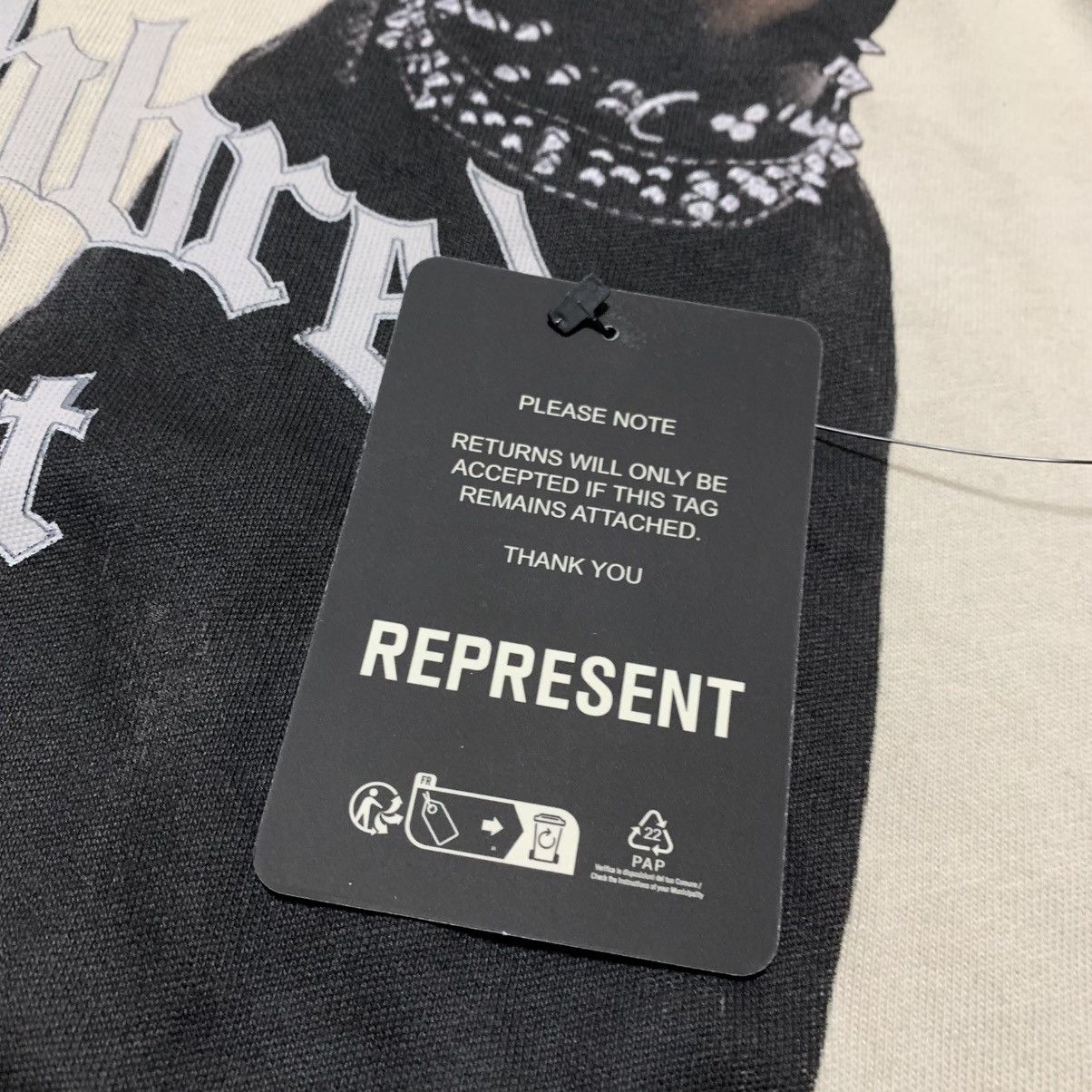 Represent Clo. Represent Small Tee Thoroughbred Dog Vintage White T-Shirt Size US S / EU 44-46 / 1 - 9 Thumbnail