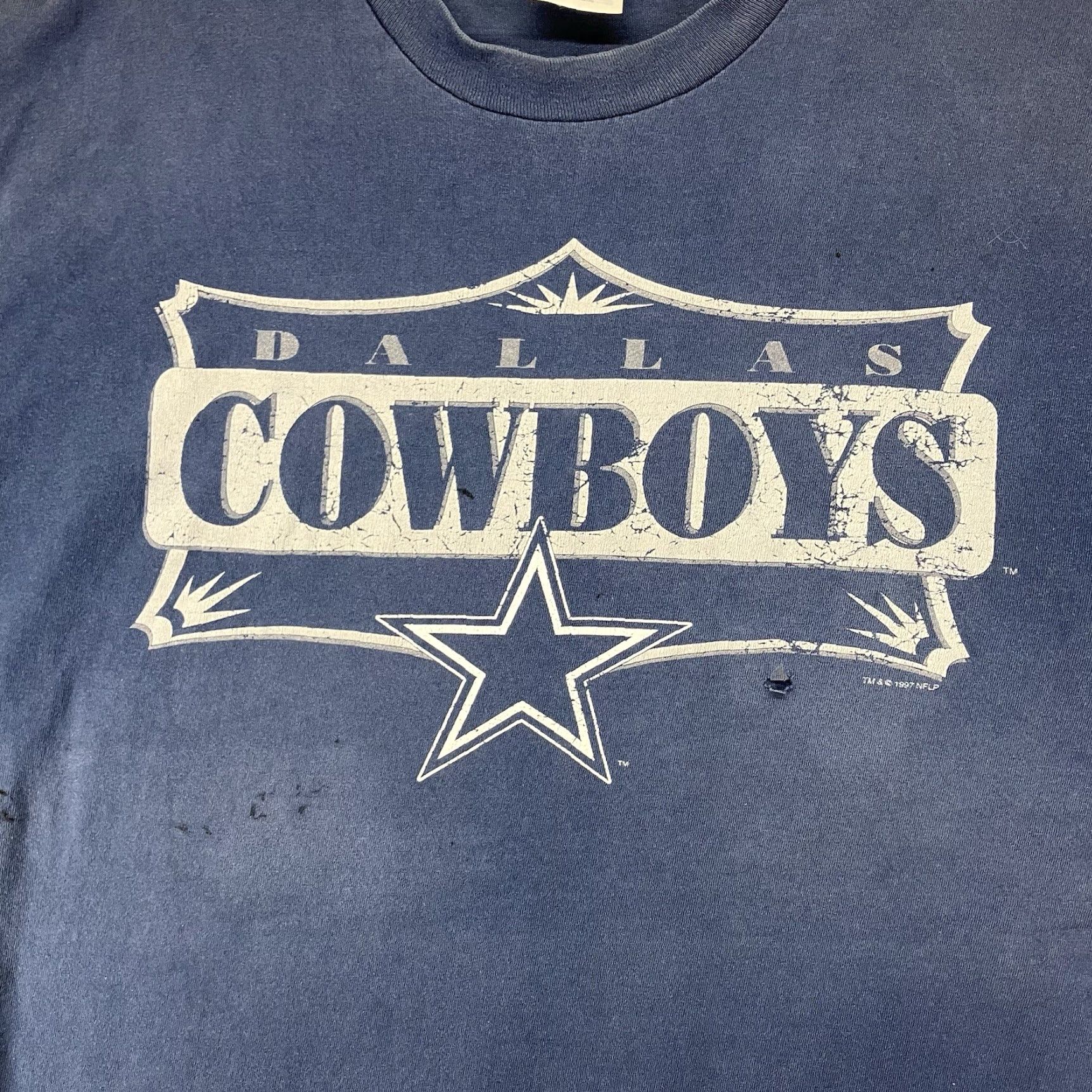 Hanes VINTAGE Hanes Dallas Cowboys T-Shirt Large Blue Faded Grunge 90s Mens Size US L / EU 52-54 / 3 - 3 Thumbnail
