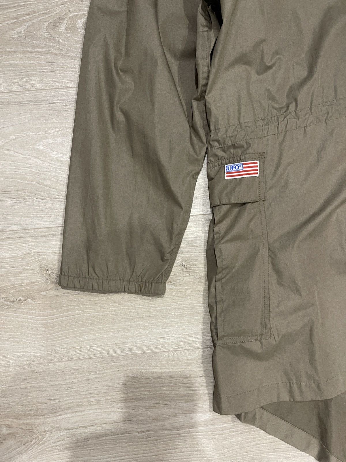 Vintage Vintage rare UFO usa Light Rain Jacket beige cloak raincoat Size US L / EU 52-54 / 3 - 2 Thumbnail