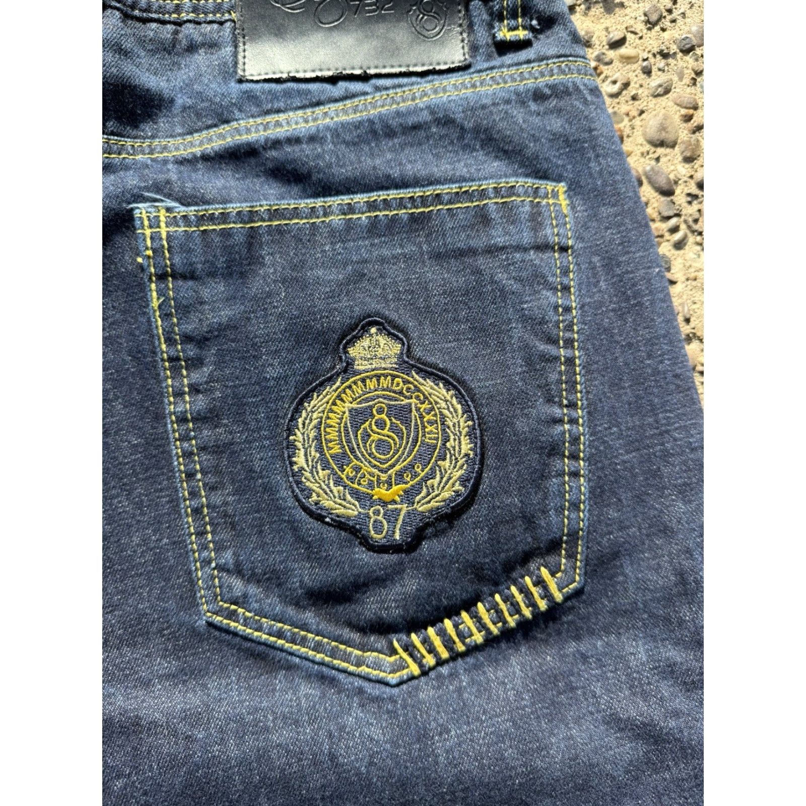 Vintage VINTAGE Eight 732 Denim Shorts Mens 38 Embroidered Patch 90s Baggy Relaxed Cargo Size US 38 / EU 54 - 6 Thumbnail