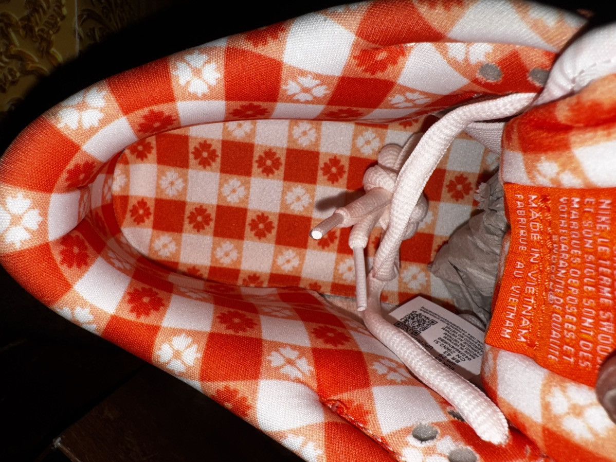 CNCPTS × Nike Orange Lobster Special Box Size US 11 / EU 44 - 13 Thumbnail