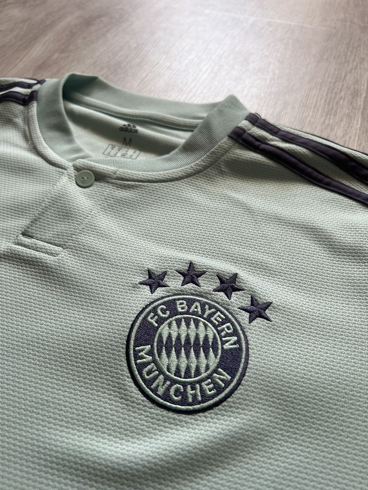 Adidas Adidas Jersey FC Bayern Munchen 2018/19 away Home shirt size Size US M / EU 48-50 / 2 - 3 Thumbnail