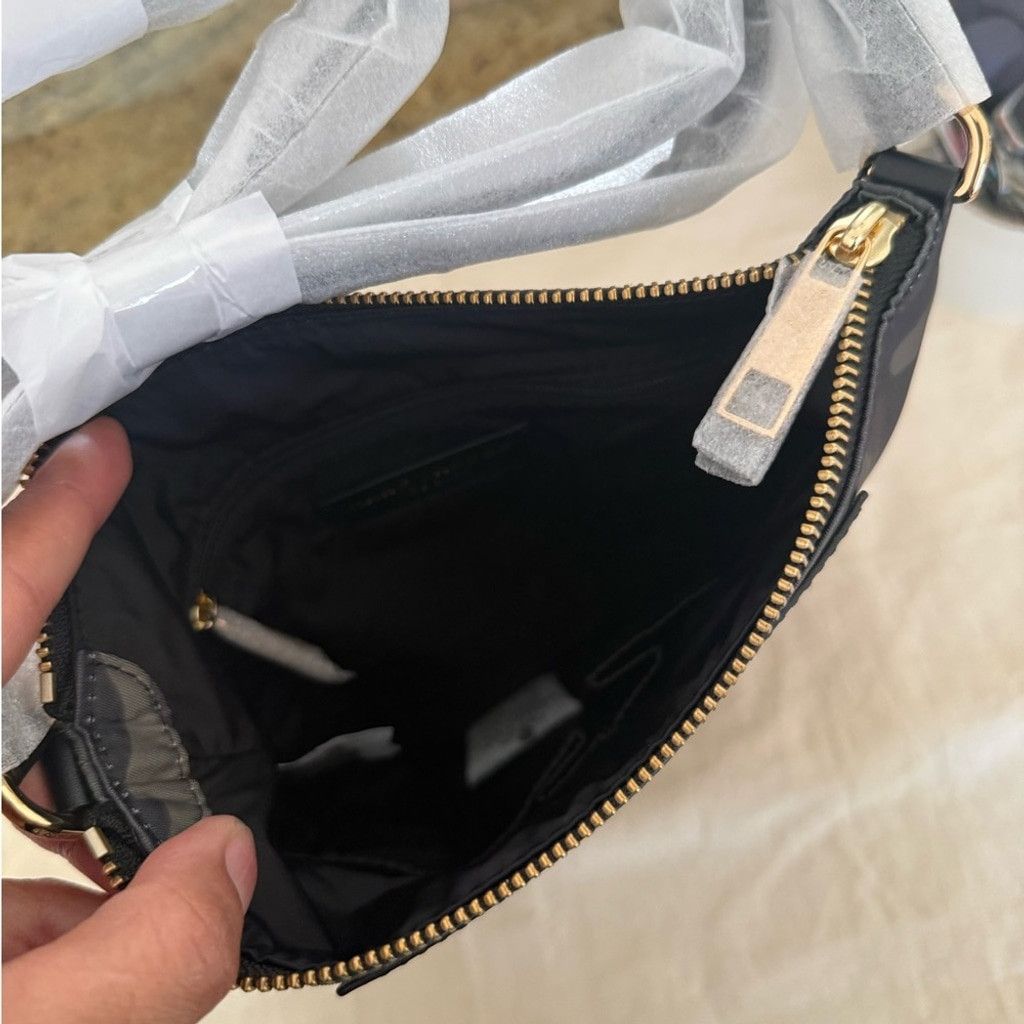 Marc Jacobs Marc Jacobs Preppy Swing Nylon Flat Crossbody Bag ~NWT~ Camo Size ONE SIZE - 8 Thumbnail