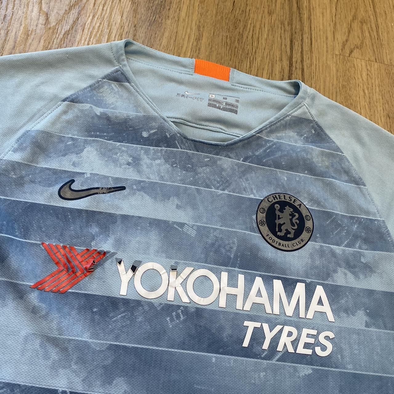 Nike 2020-21 Chelsea Nike Away Yokahama Tyres Football Shirt Size US S / EU 44-46 / 1 - 3 Thumbnail