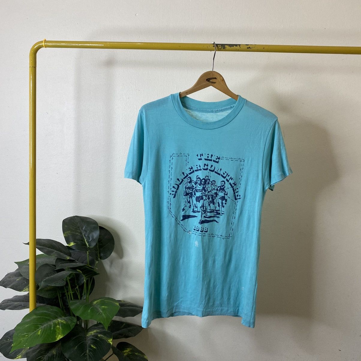 Vintage Vintage 1988 The Rollercoasters Marathon Running Promo Tee Size US S / EU 44-46 / 1 - 1 Thumbnail