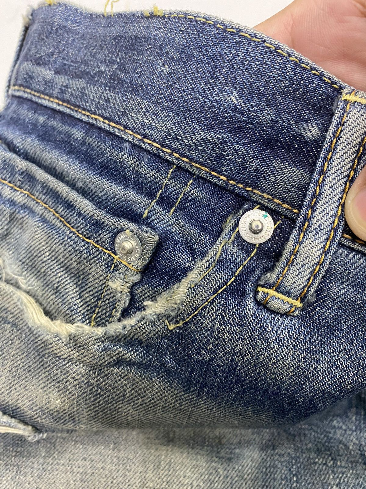 Visvim VISVIM SOCIAL SCULPTURE 04R SS03 DISTRESSED DENIM JEANS Size US 32 / EU 48 - 12 Thumbnail