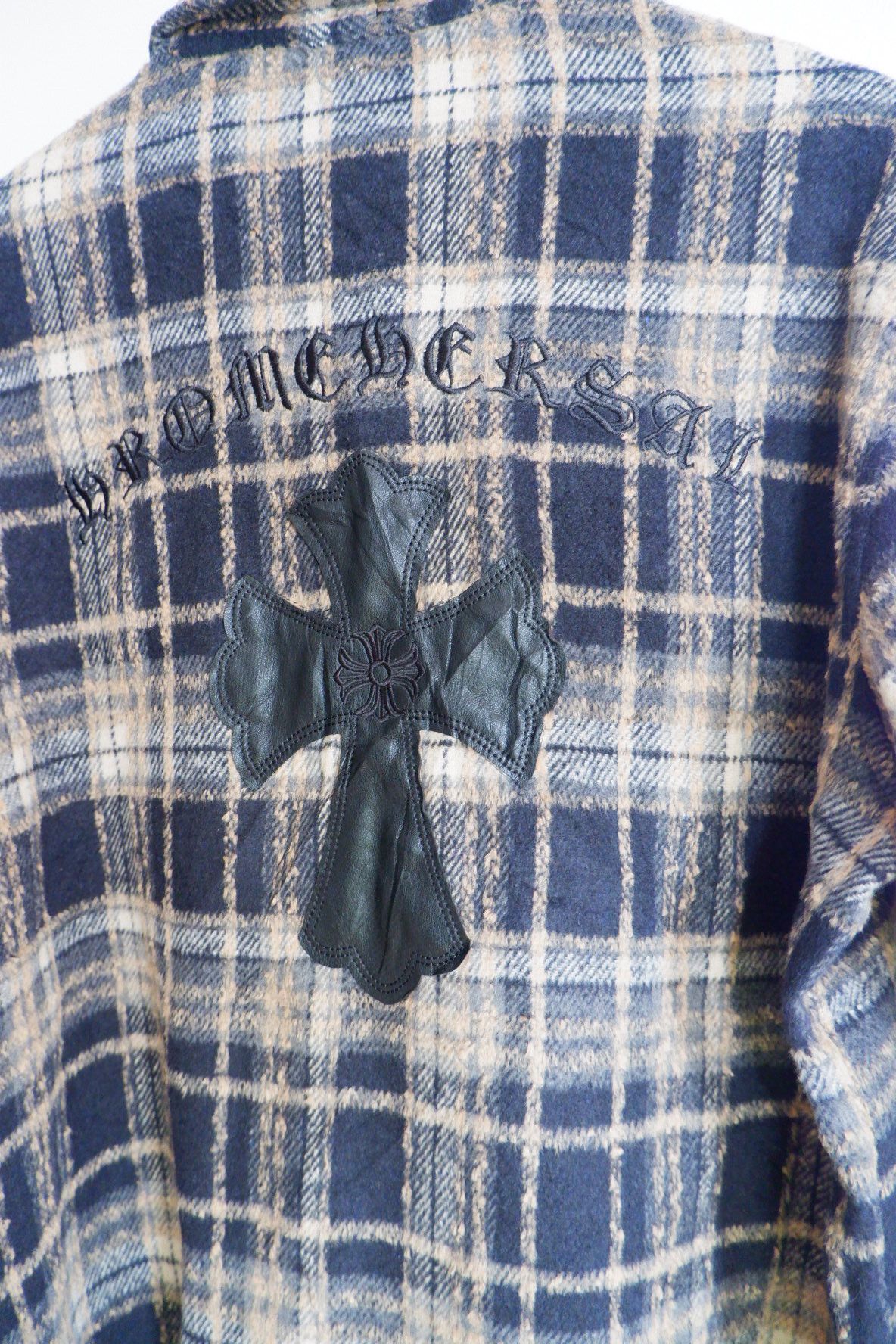 Vintage CH Style Cross Logo Silver Button Wool Flanel
