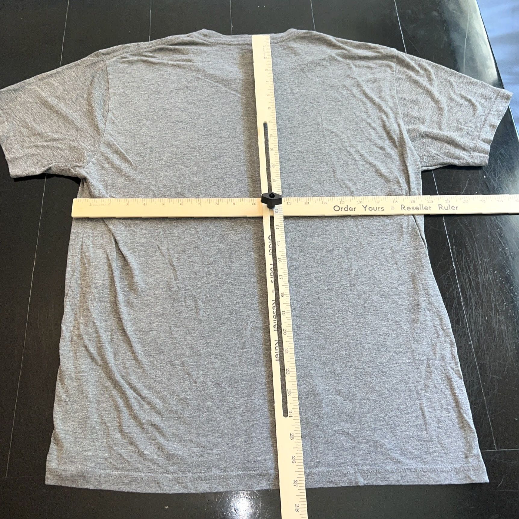 BMW VINTAGE OPP 00’s Clarion Builds BMW 2002 Shirt Adult Large Gray Short Sleeve Mens Sportswear/Beach Authentic Original Size US L / EU 52-54 / 3 - 5 Thumbnail