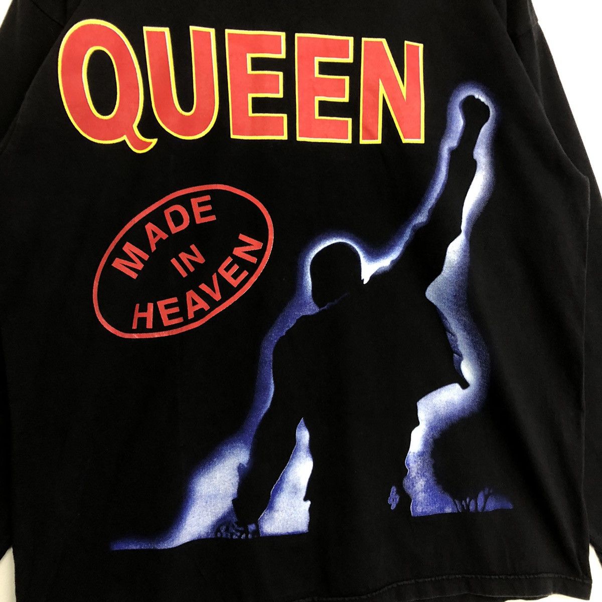Band Tees Vintage Queen Rock Band Made In Heaven Long Sleeve Tshirt Size US L / EU 52-54 / 3 - 6 Thumbnail