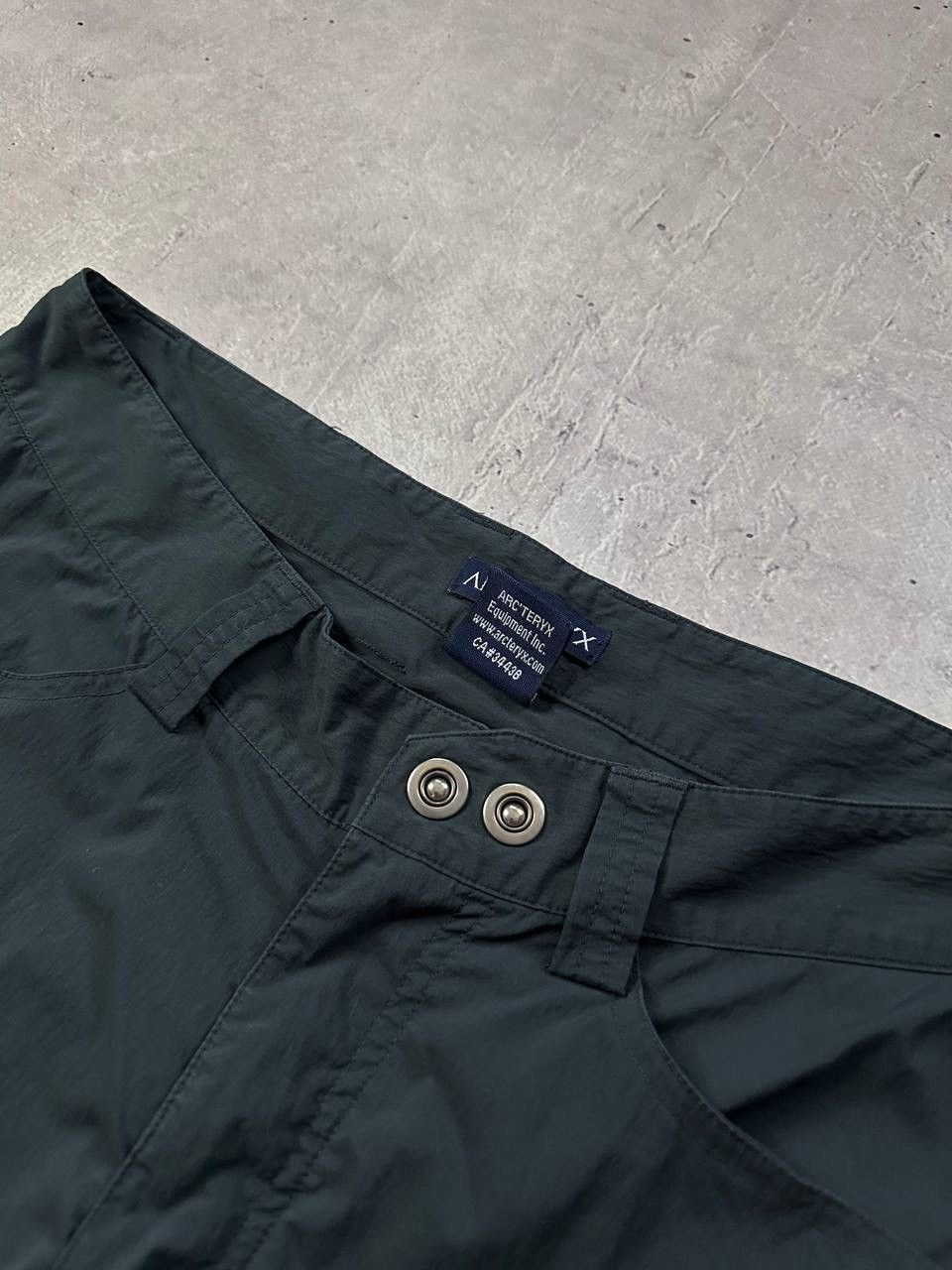 Arc'teryx Arc’teryx Men’s Nylon Hiking Shorts Lightweight Outdoor Size US 32 / EU 48 - 4 Thumbnail