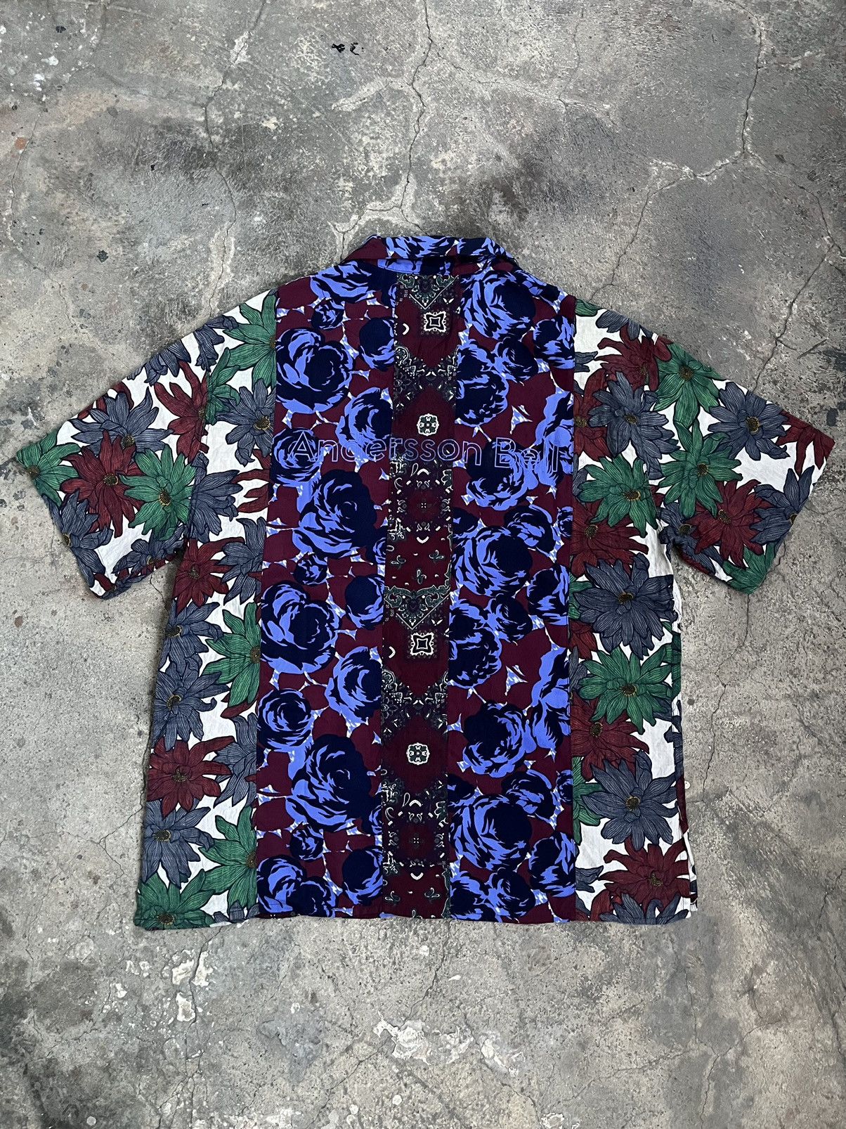 Andersson Bell ANDERSSON BELL FABRIC IN CONNECTION FLOWER OVERSIZE SHIRTS Size US L / EU 52-54 / 3 - 2 Thumbnail