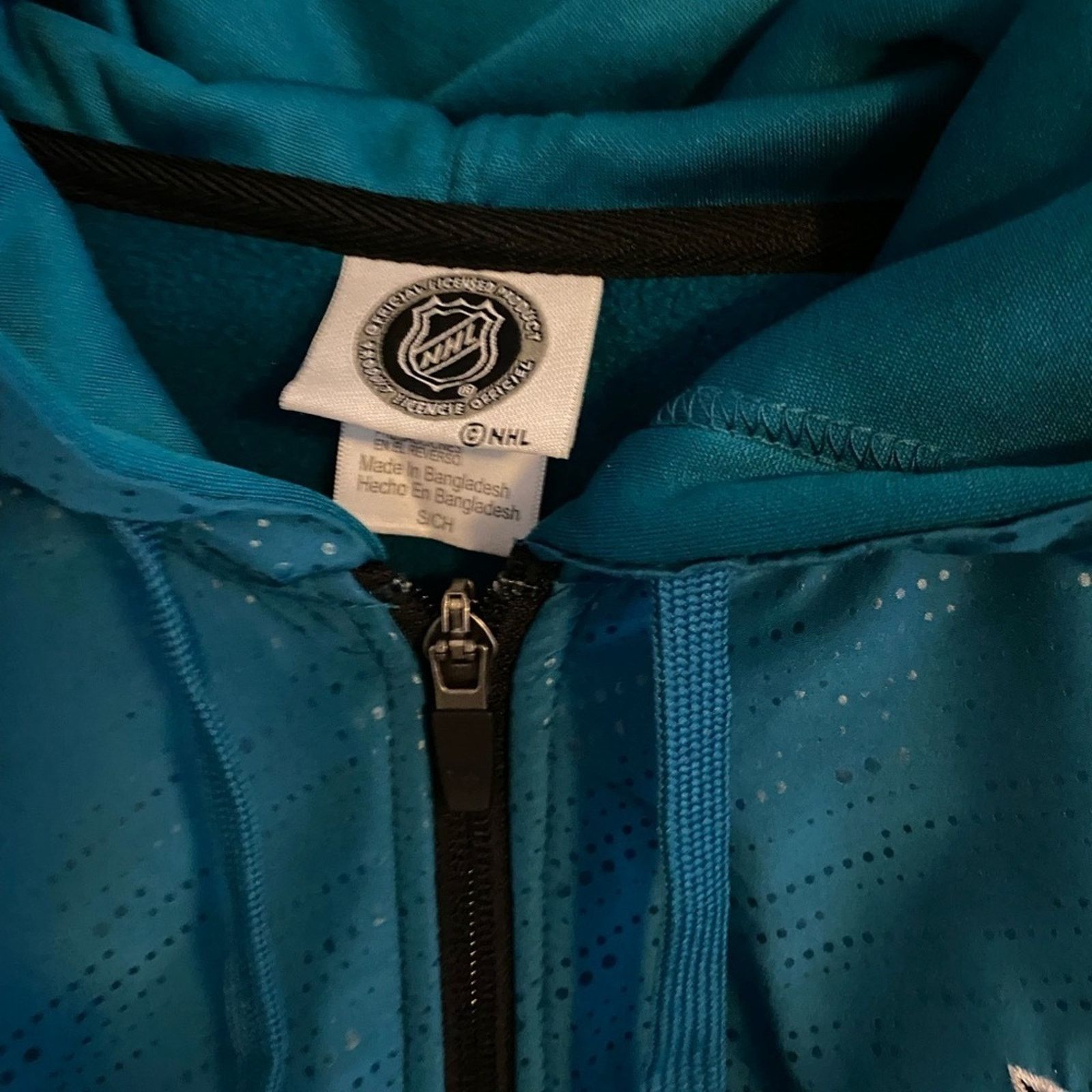 NHL Women’s Sharks zip up hoodie Size S / US 4 / IT 40 - 4 Thumbnail