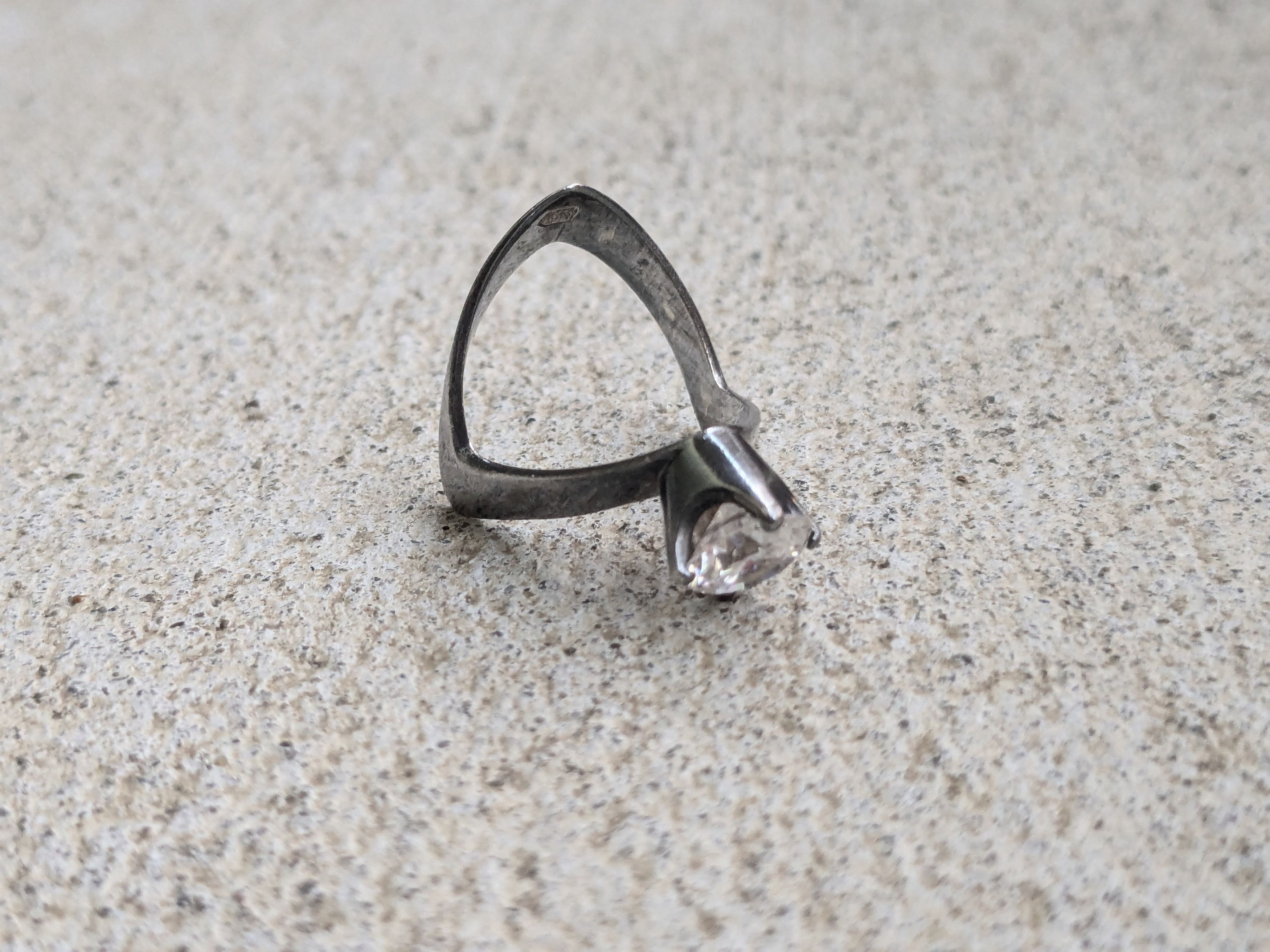 Other Vintage Sterling Silver Ring CZ Clear 7 Modern Abstract Size ONE SIZE - 3 Thumbnail