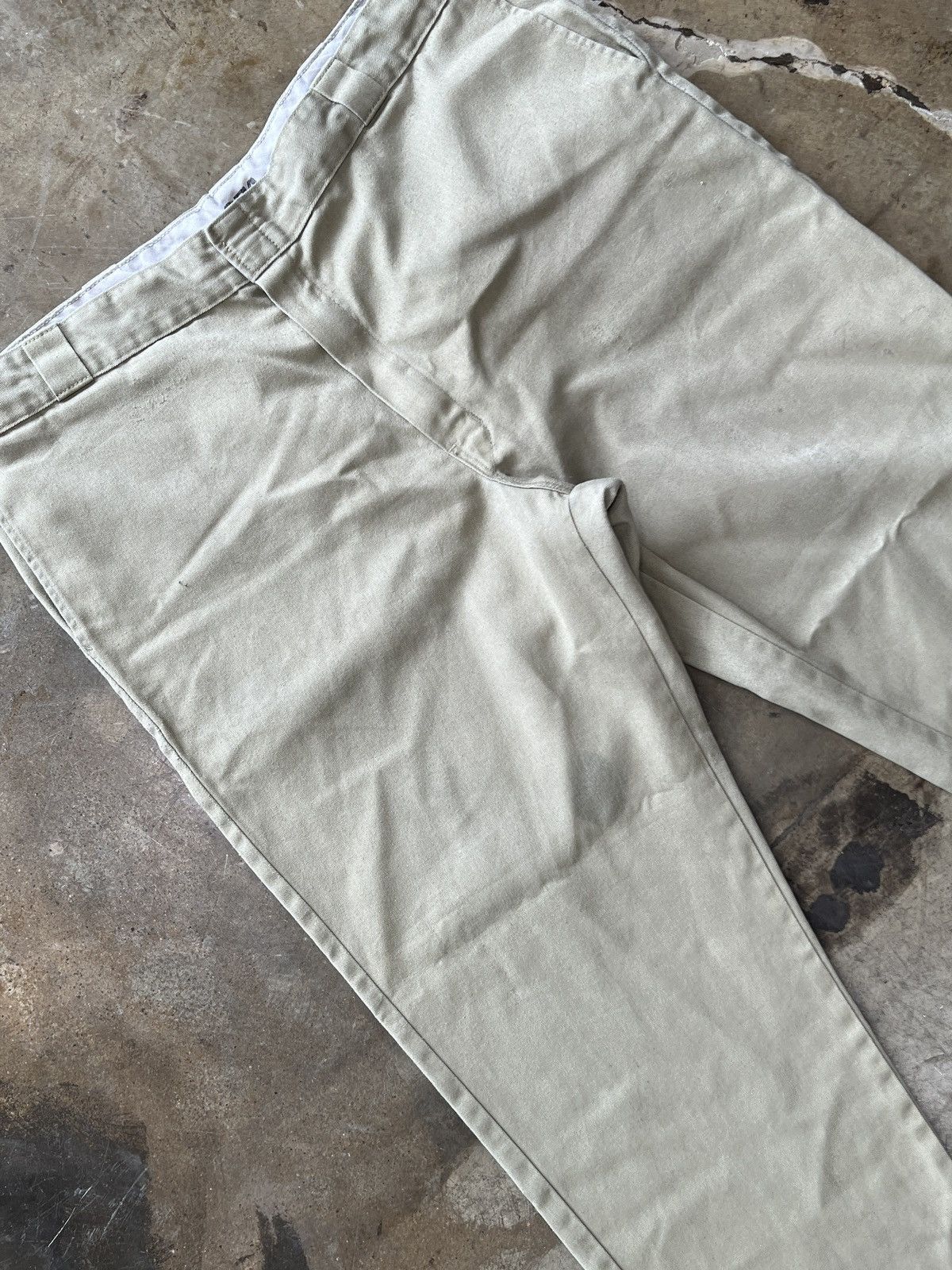 Dickies × Vintage Vintage Dickies Original 874 Pants Khaki Sz. 42x32 Size US 42 / EU 58 - 1 Thumbnail
