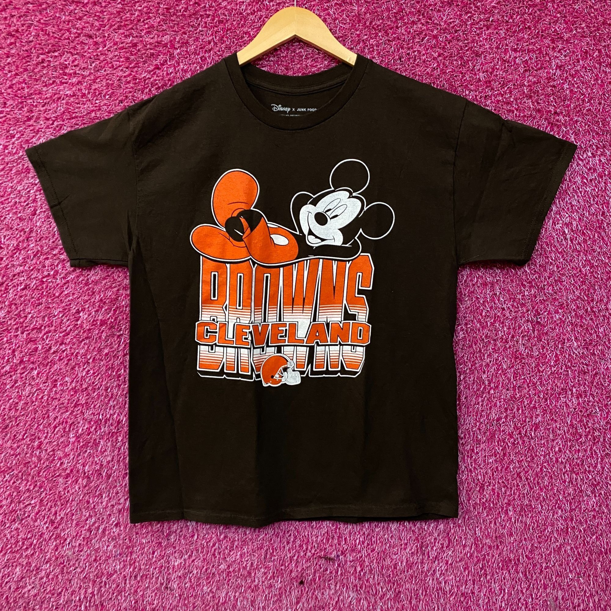 Junk Food Junk Food x NFL Disney Mickey Mouse Kick Back Browns Clevela Size US M / EU 48-50 / 2 - 1 Thumbnail