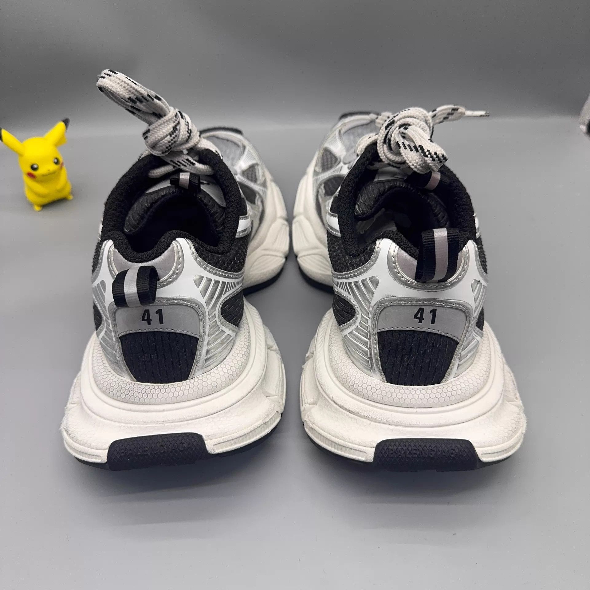 Balenciaga Balenciaga 3XL Gradient Gray 41 Size US 8 / EU 41 - 3 Thumbnail