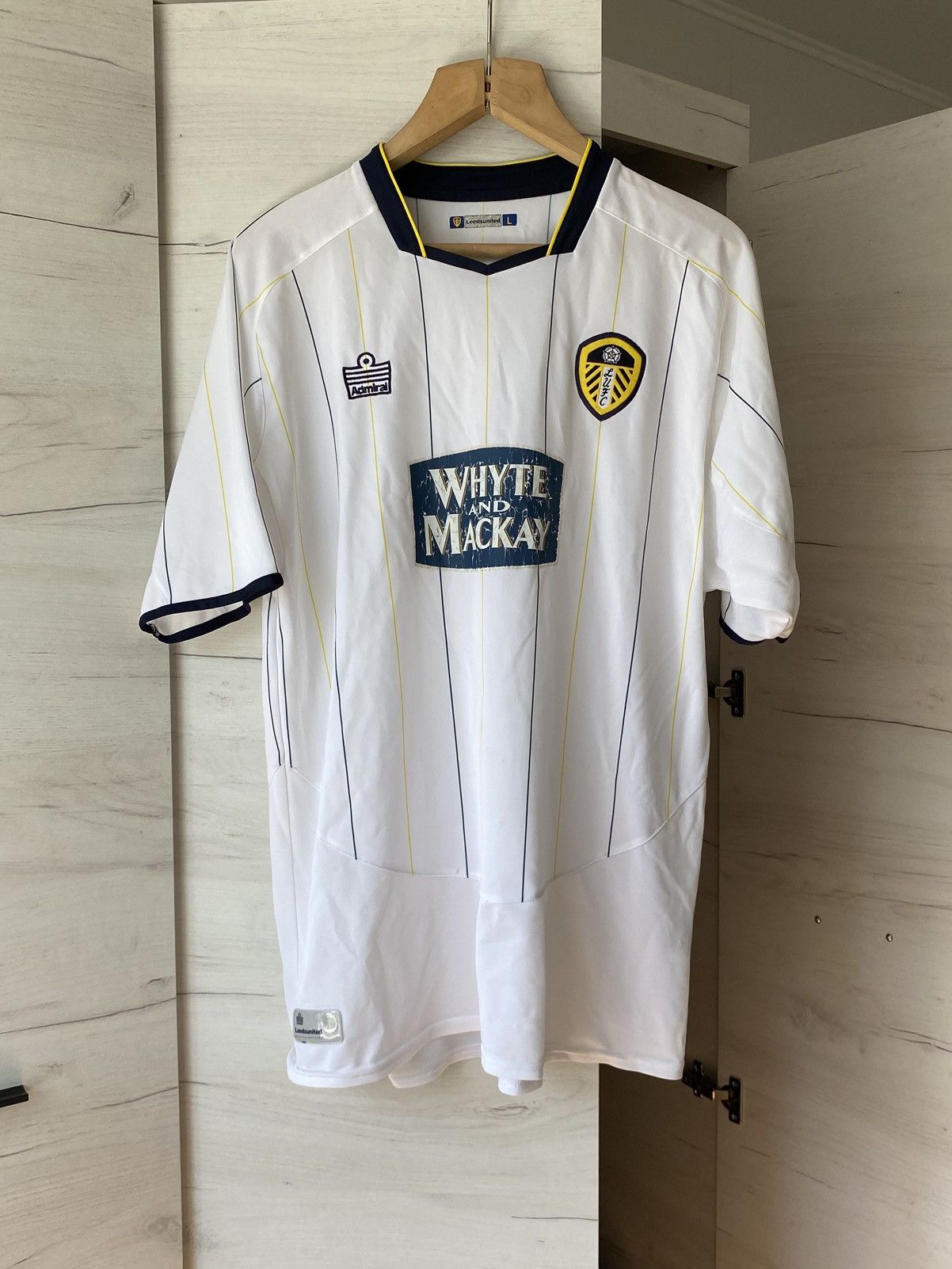 Other Rare Leeds United Admiral Whyte Mackay Jersey 2003-04 White Size US L / EU 52-54 / 3 - 1 Thumbnail