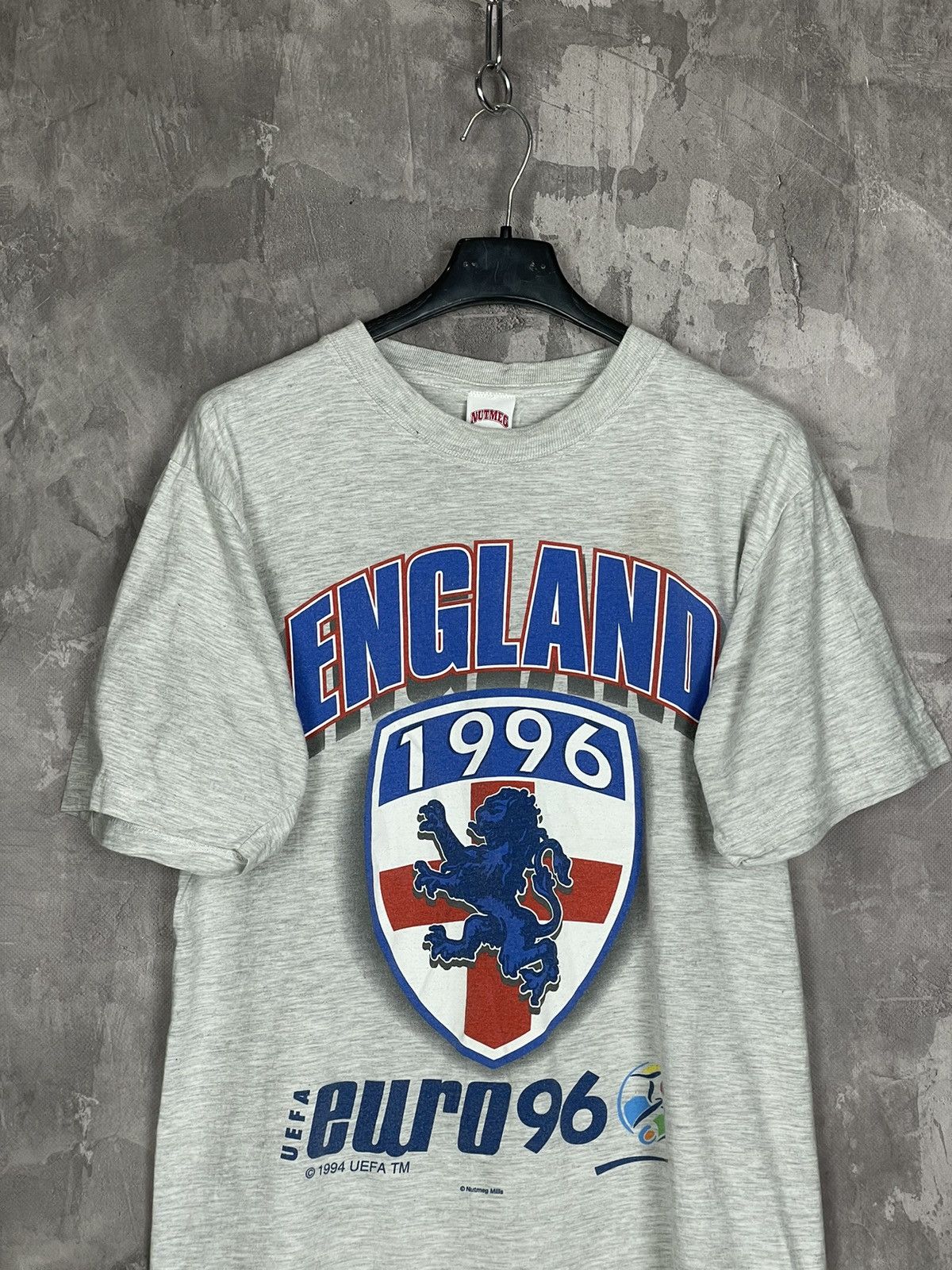 Nutmeg NWT Euro 96 1996 2020 England football soccer Y2K t shirt Size US M / EU 48-50 / 2 - 2 Thumbnail