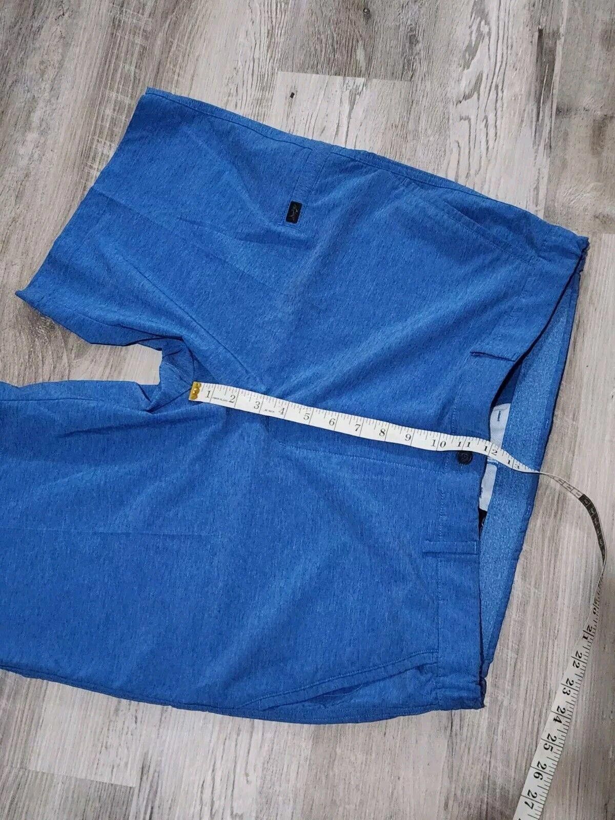 Greg Norman Mens Greg Norman Shorts Size 38 Blue Golf Summer chino Size US 38 / EU 54 - 6 Thumbnail