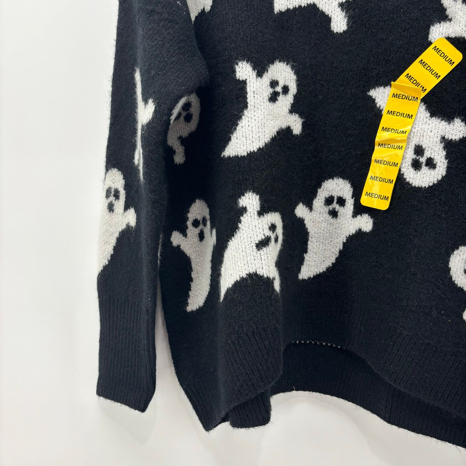 Vince Camuto Vince Camuto Womens Med Black White Ghost Halloween Sweater Size M / US 6-8 / IT 42-44 - 18 Thumbnail