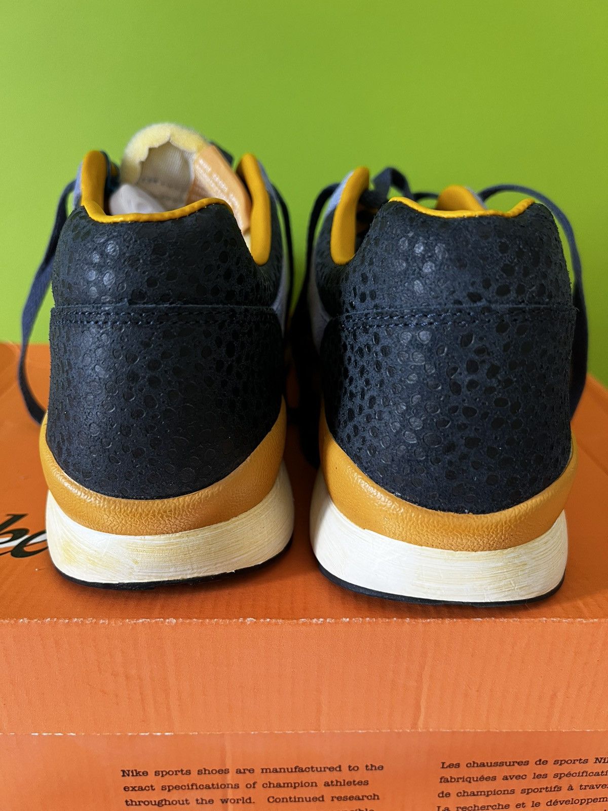 Nike Nike Air Safari VNTG - Size UK 8 Size US 8 / EU 41 - 5 Thumbnail