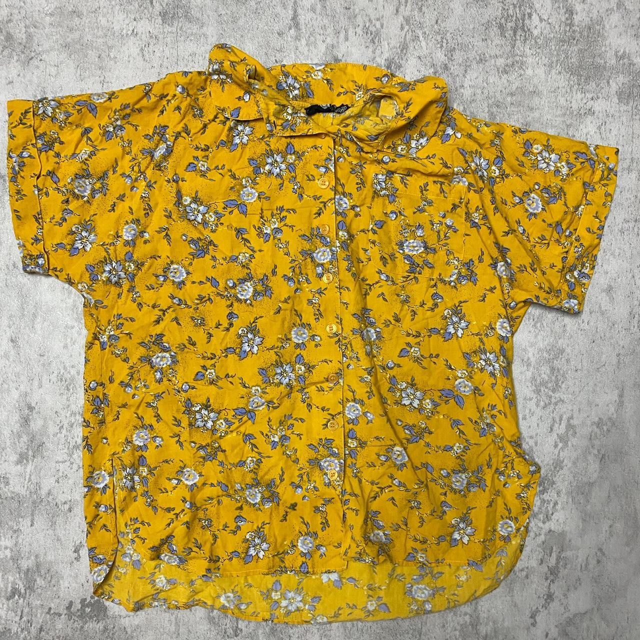 Other Yellow floral button-up blouse #floral #blouse Size US M / EU 48-50 / 2 - 1 Thumbnail