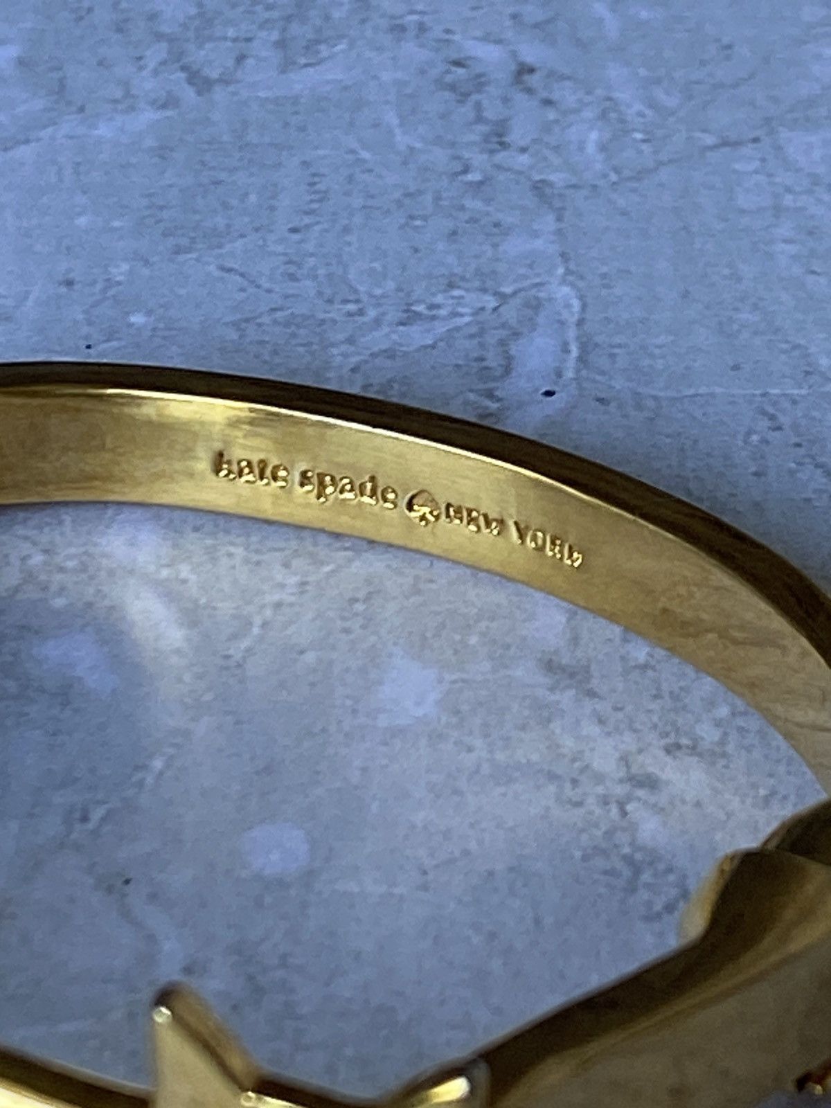 Kate Spade Kate Spade New York Gold-Tone Heart Bangle Bracelet Size ONE SIZE - 3 Thumbnail
