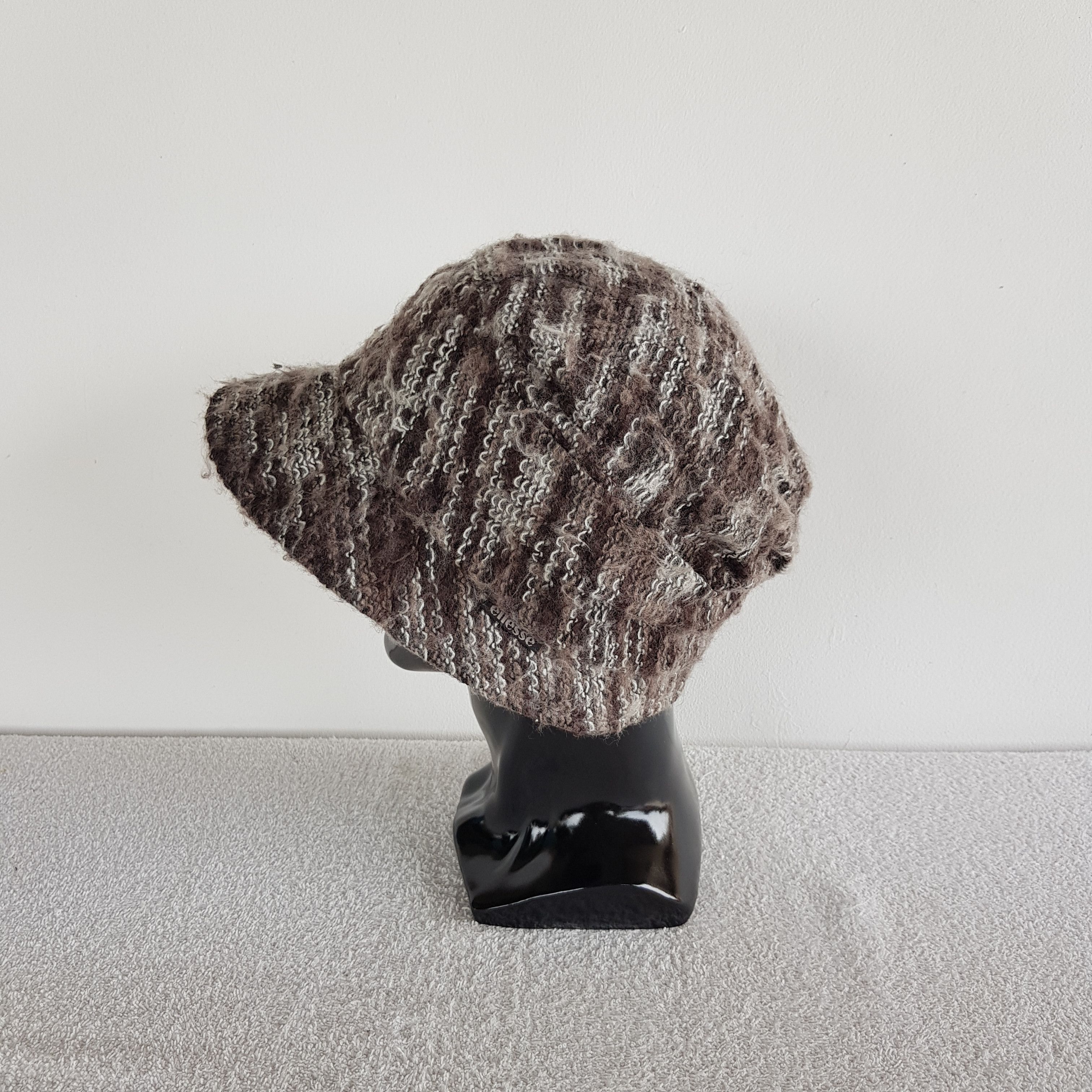 Ellesse Vintage Ellesse Buckle Hats Beanie Snow Cap. Size ONE SIZE - 4 Thumbnail