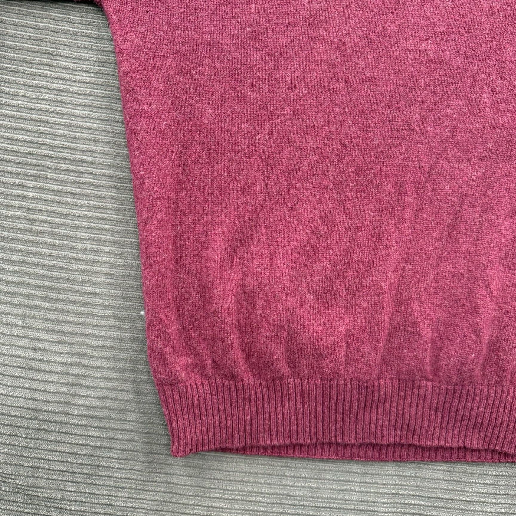 Vintage P.G Field Sweater Men M Red Lambswool Crew Neck Long Sleeve Preppy Logo Pullover Knit - All Seasons, Golf, Casual Size US M / EU 48-50 / 2 - 6 Thumbnail