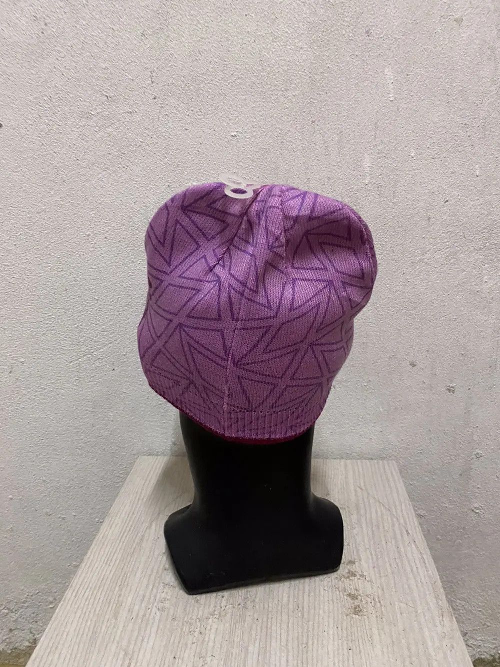 Under Armour × Vintage Vintage Under Armour Spell out Beanie Hat Size ONE SIZE - 4 Thumbnail