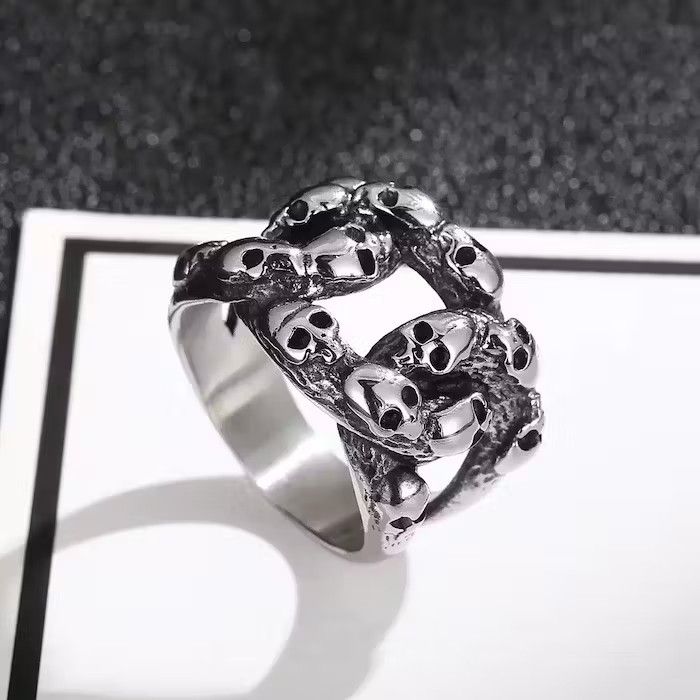 Jewelry Punk Skull Rings Size ONE SIZE - 1 Thumbnail