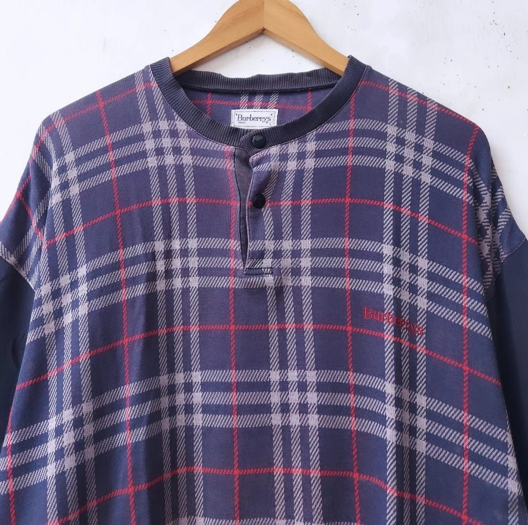 Burberry × Burberry Prorsum × Vintage Vtg Burberrys Novacheck Navy Half Button Sweatshirt Size US L / EU 52-54 / 3 - 4 Thumbnail