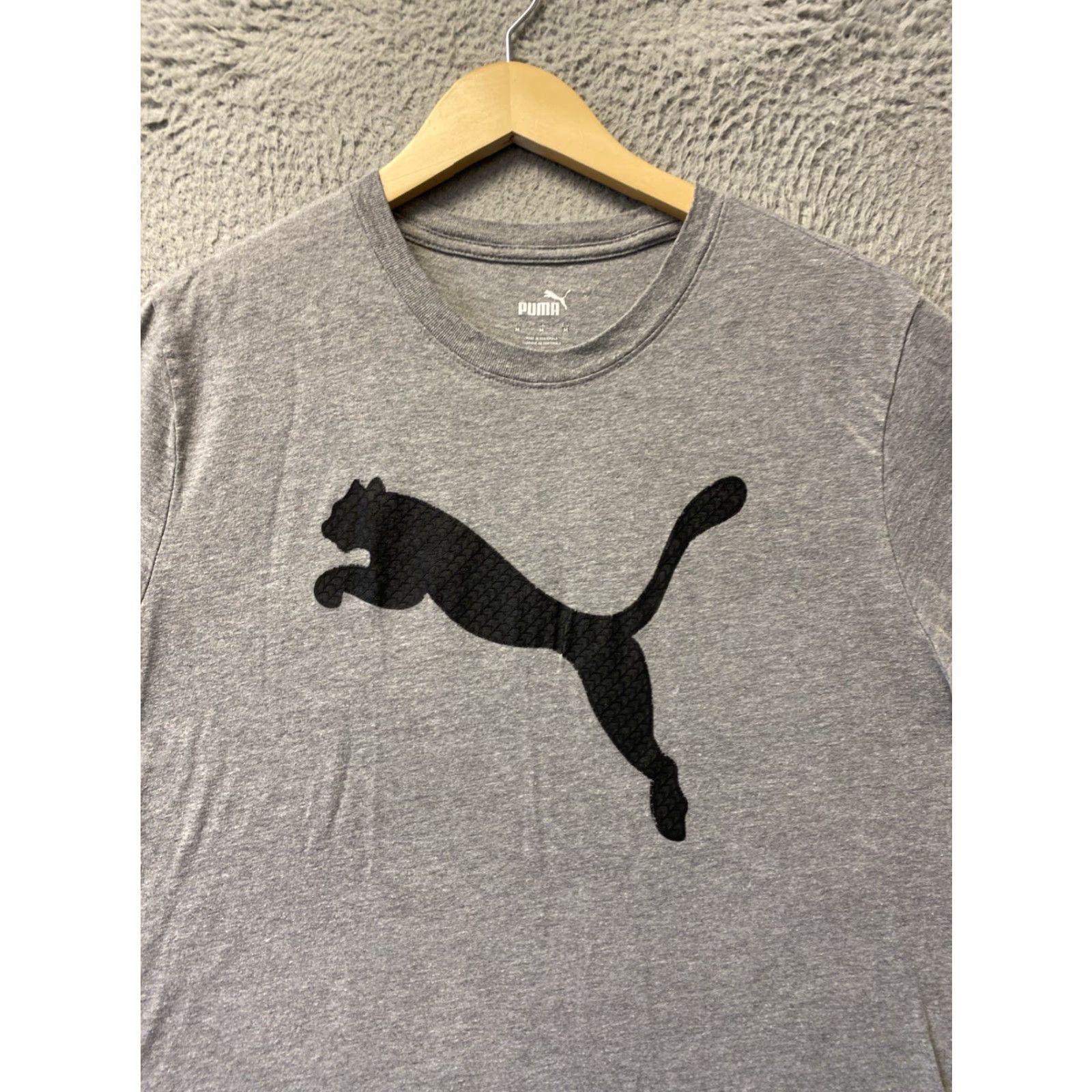 Puma PUMA Logo T-Shirt Women's Size M Gray Casual Sports Short Sleeve Size M / US 6-8 / IT 42-44 - 2 Thumbnail