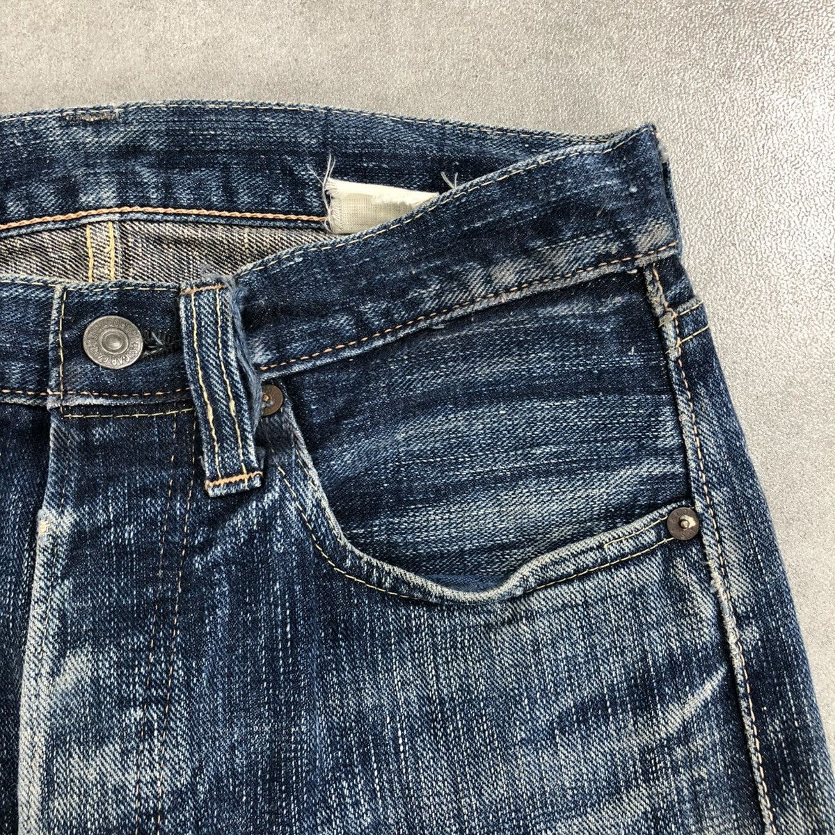 Japanese Brand × Sugar Cane 🇯🇵 Vintage Sugar Cane Onikiwa Distressed Faded Selvedge Jeans Size US 27 - 9 Thumbnail