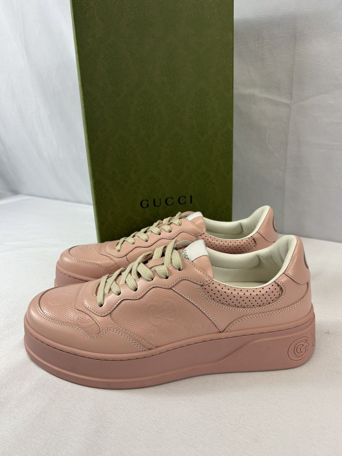 Gucci Gucci GG Embossed Leather Sneakers Size US 11 / IT 41 - 1 Thumbnail