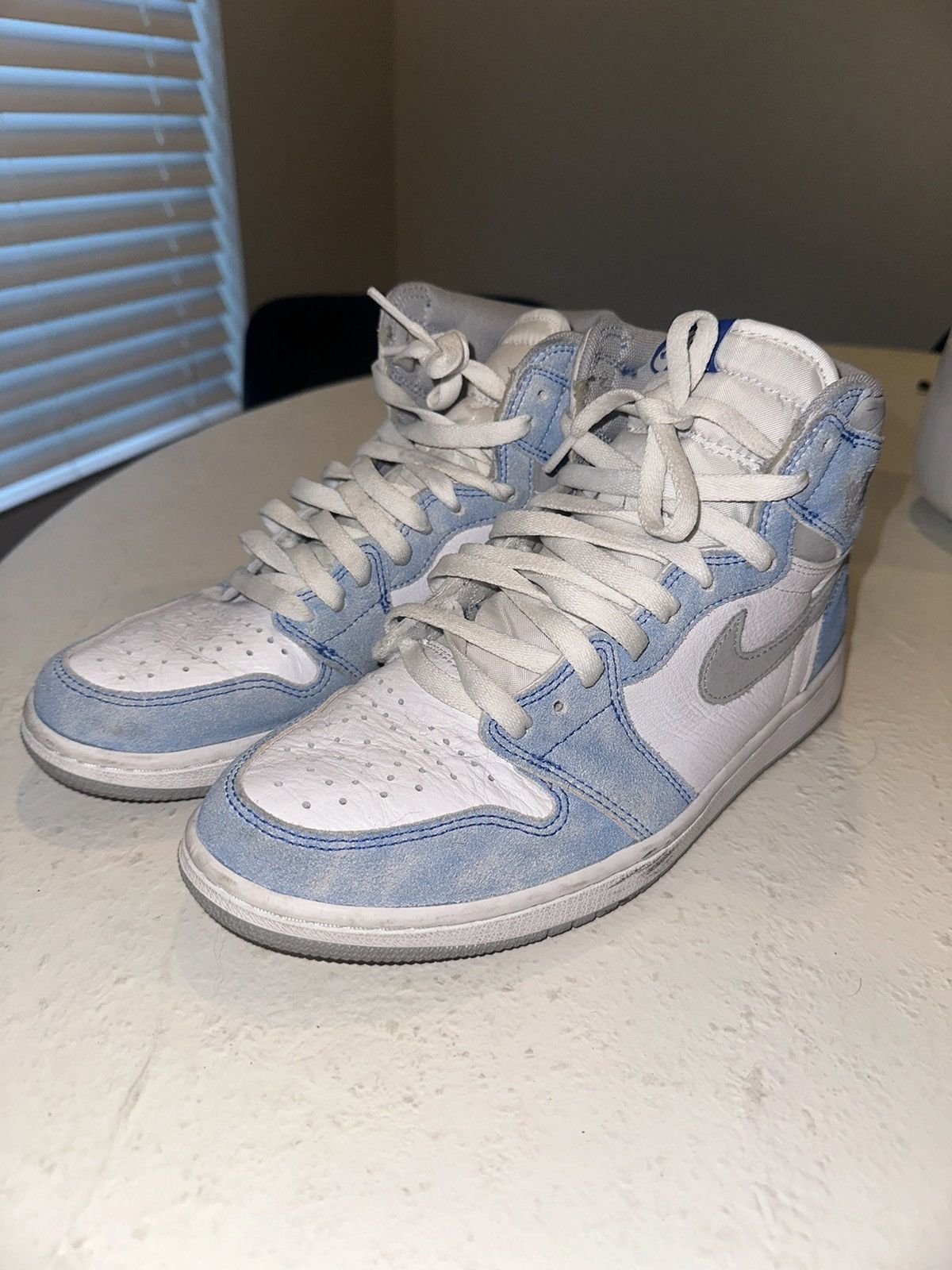image of Jordan Nike Jordan 1 Hyper Royal Blue Shoes in Light Blue, Men's (Size 9)