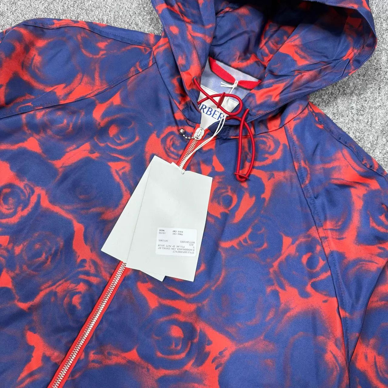 Burberry Burberry rose logo hooded jacket new tags S Size US S / EU 44-46 / 1 - 3 Thumbnail