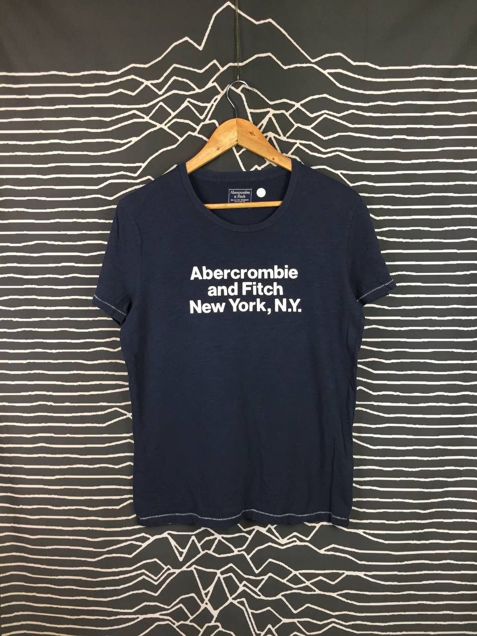 Abercrombie & Fitch Abercrombie & Fitch New York Classic Logo Spell Out Tee Size US XS / EU 42 / 0 - 2 Thumbnail
