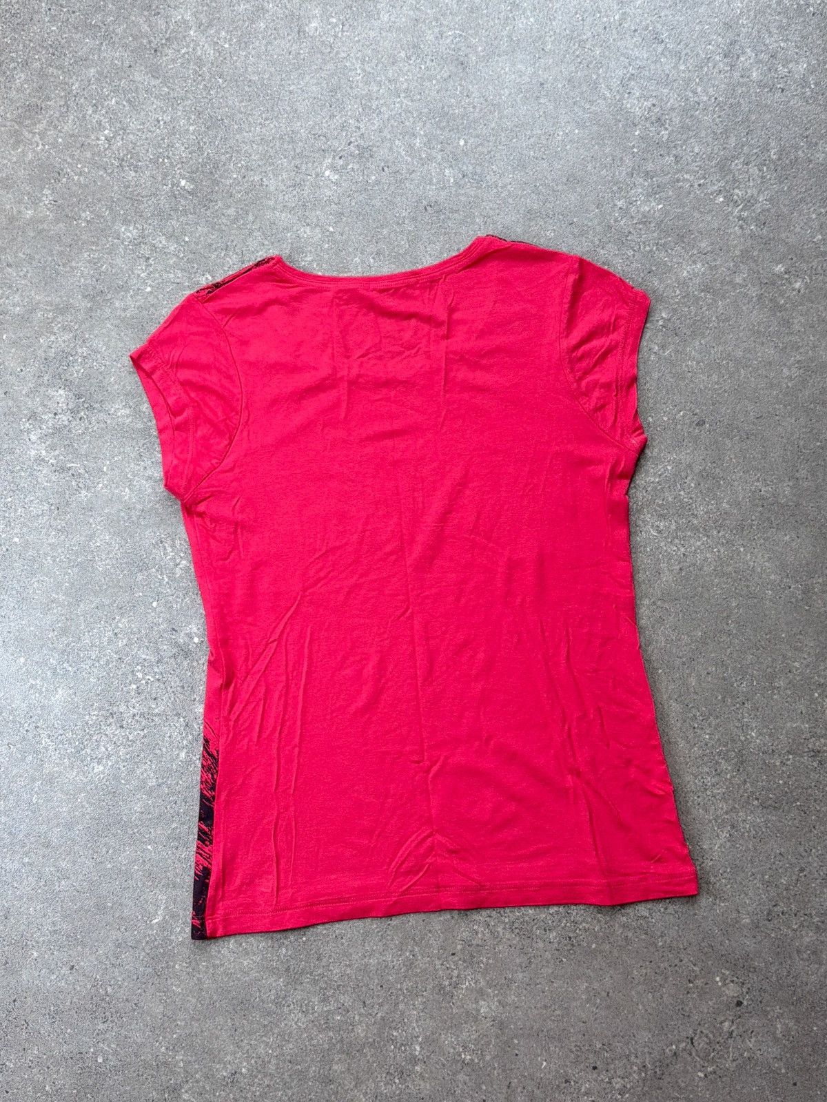 Guess Vintage Y2K Guess Rhinestones Big Logo Retro Sexy T-shirt Size XL / US 12-14 / IT 48-50 - 5 Thumbnail