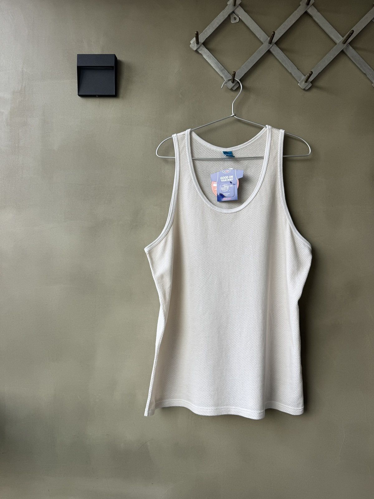 Japanese Brand Good On Japan Made Mesh Fabric USA Cotton Mens Tank Top sz L Size US L / EU 52-54 / 3 - 4 Thumbnail