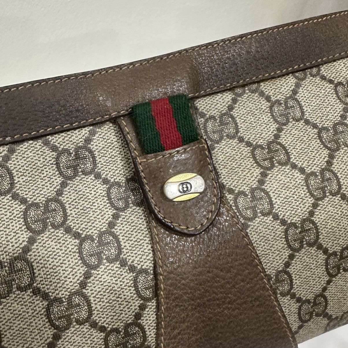 Gucci ‼️YES‼️ VINTAGE GUCCI GG MONOGRAM POUCH MAKE UP CLUTCH BAG Size ONE SIZE - 8 Thumbnail